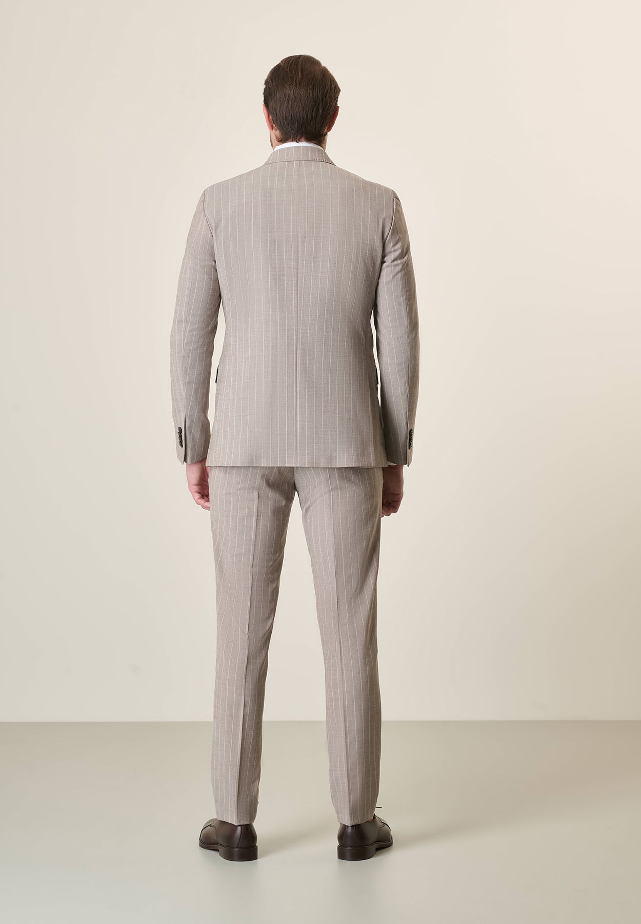 Abito beige doppiopetto gessato lana vergine custom fit Angelico 3