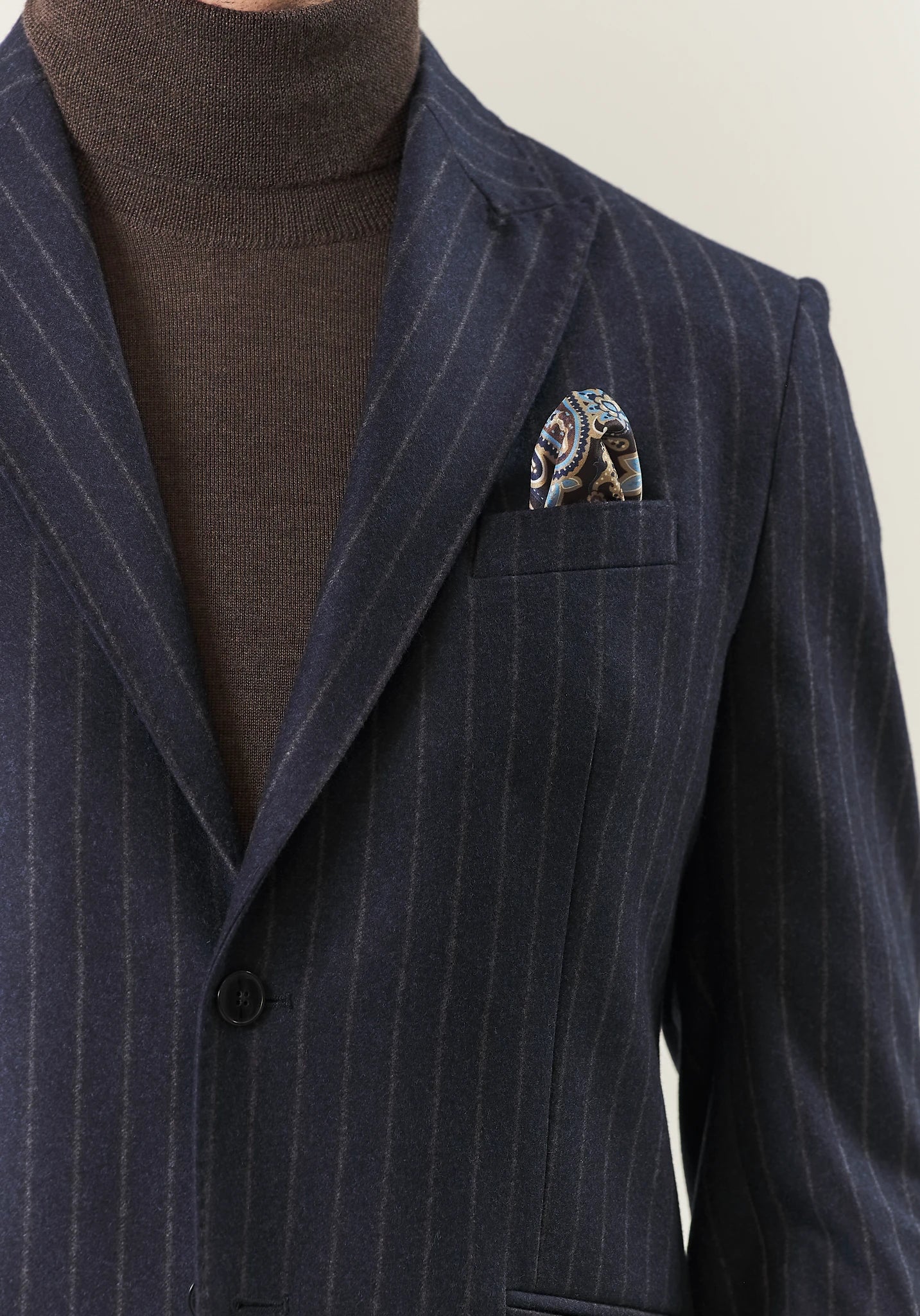 Abito blu gessato punte lancia flanella lana vergine custom fit lungo