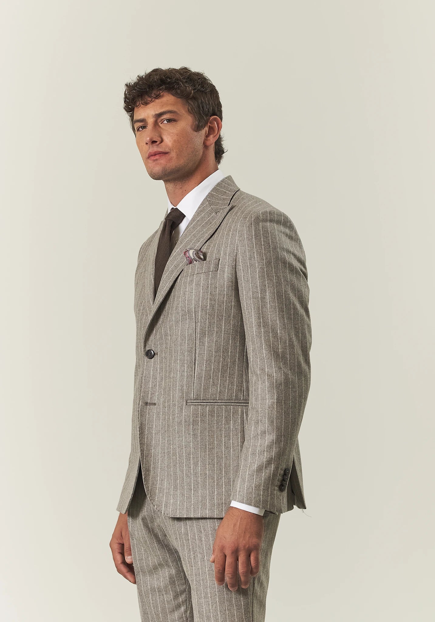 Abito beige gessato punte lancia flanella lana vergine custom fit