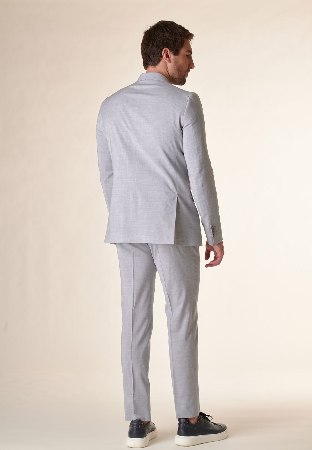 Abito grigio chiaro tela lana stretch custom fit Angelico 3