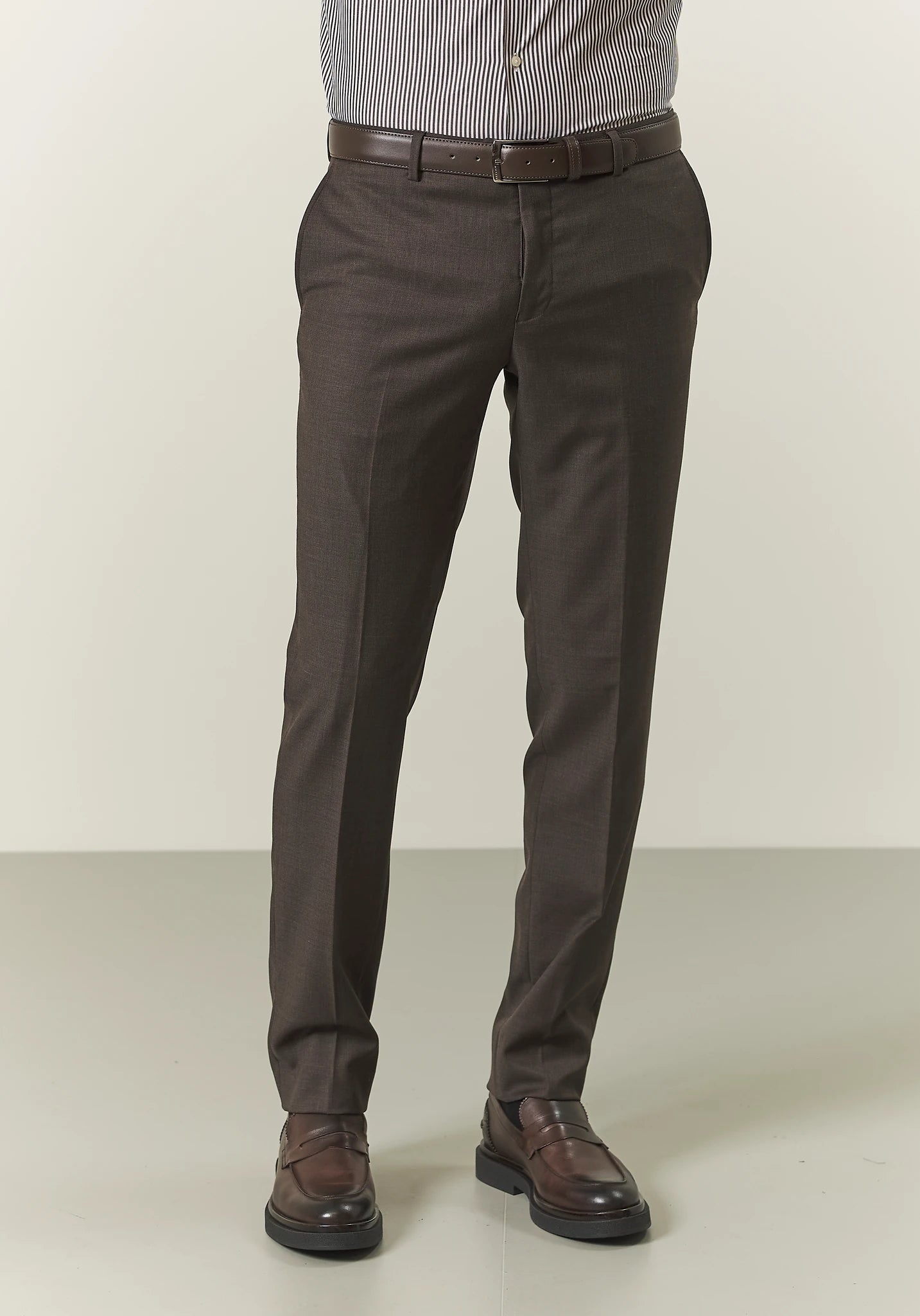 Abito marrone grisaglia lana custom fit lungo