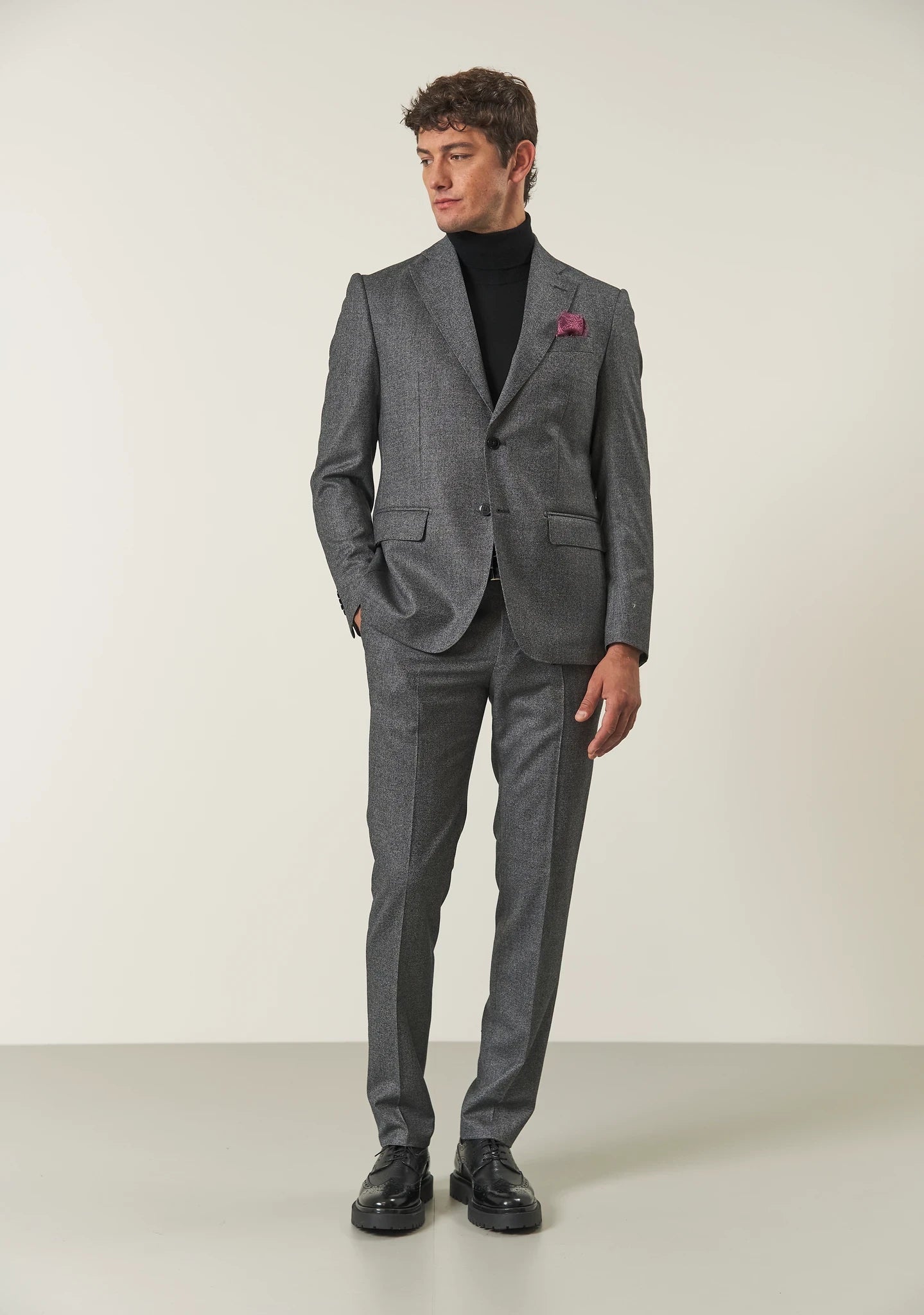 Grauer Flanellanzug mit Mikromuster aus Schurwolle im Custom-Fit Angelico 5