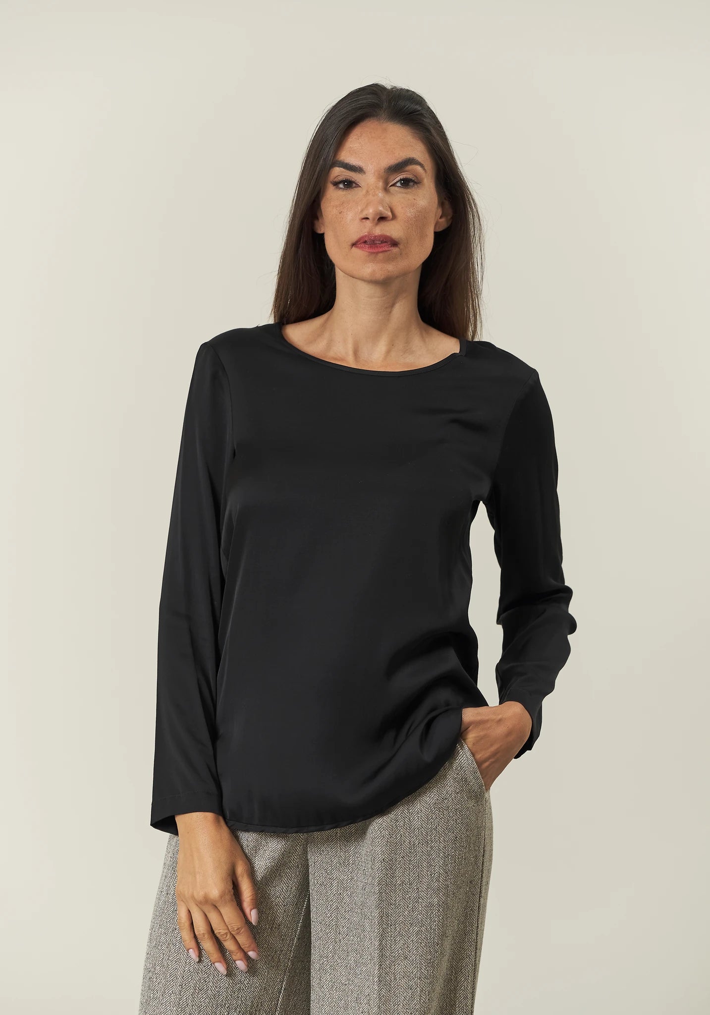 Black blouse long sleeve viscose satin Angelico 1