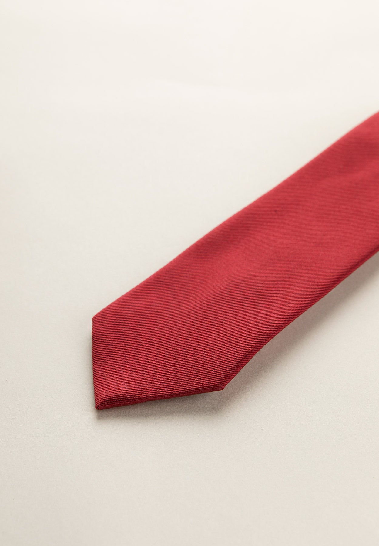 Cravatta rosso unito armatura seta