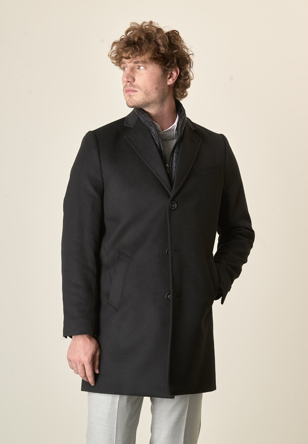 Cappotto nero misto cashmere pettorina staccabile-Angelico