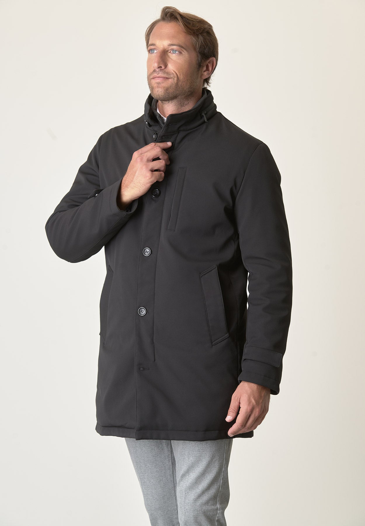 Cappotto tecnico nero trama leggera impermeabile-Angelico