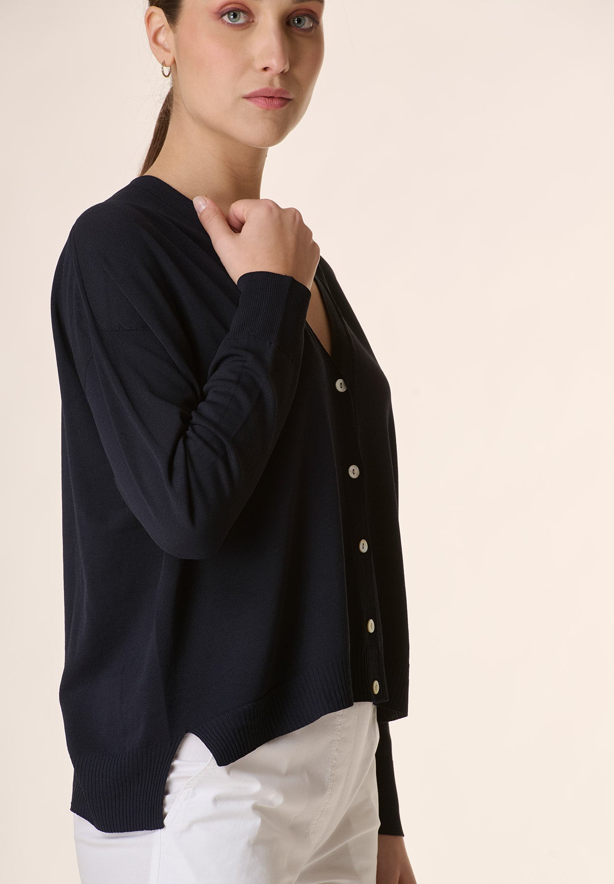 Cardigan blu con bottoni-Angelico