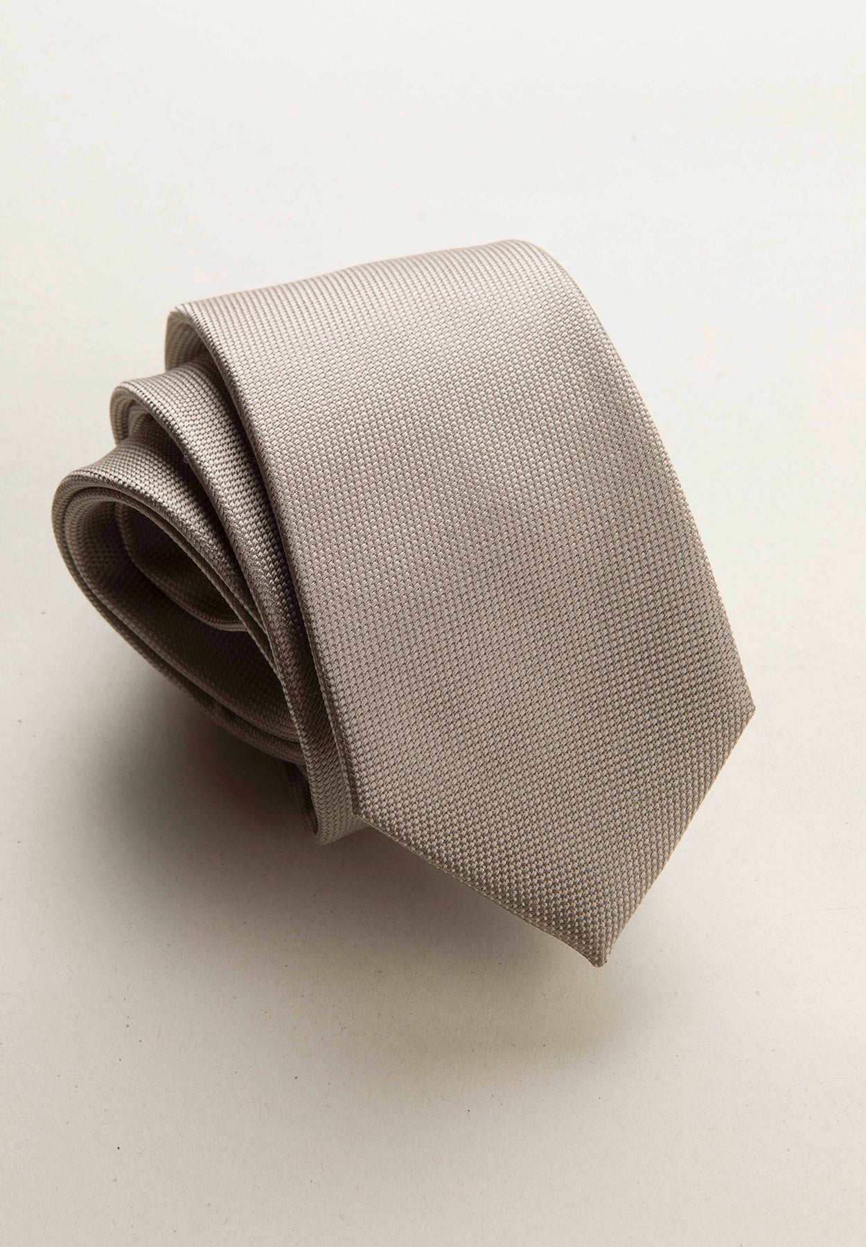 Cravatta beige microarmatura seta Angelico 1