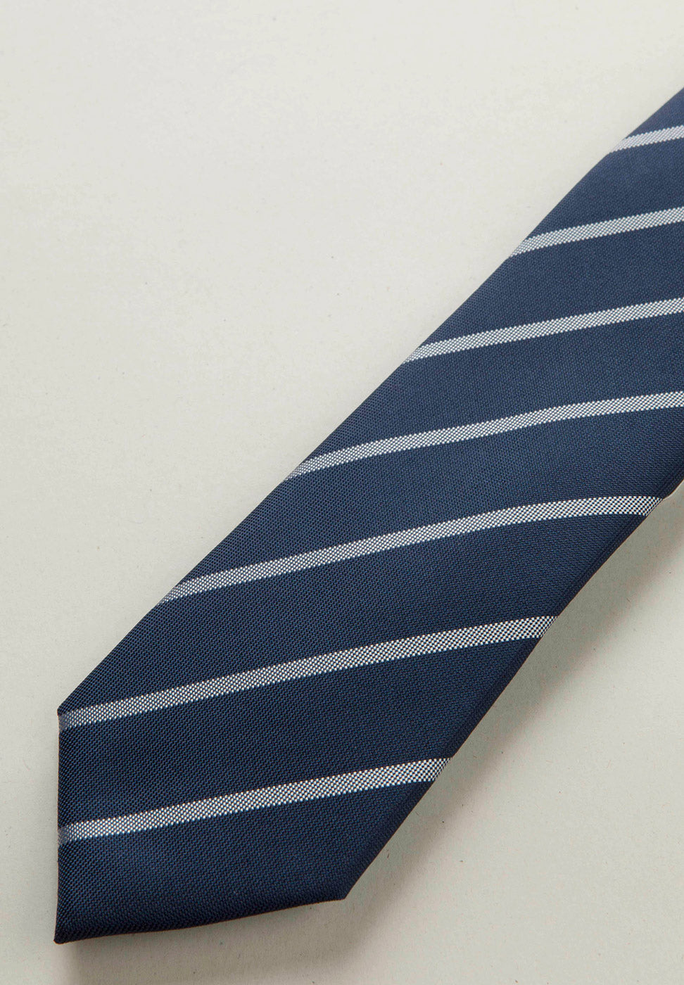 Regimental tie blue white silk