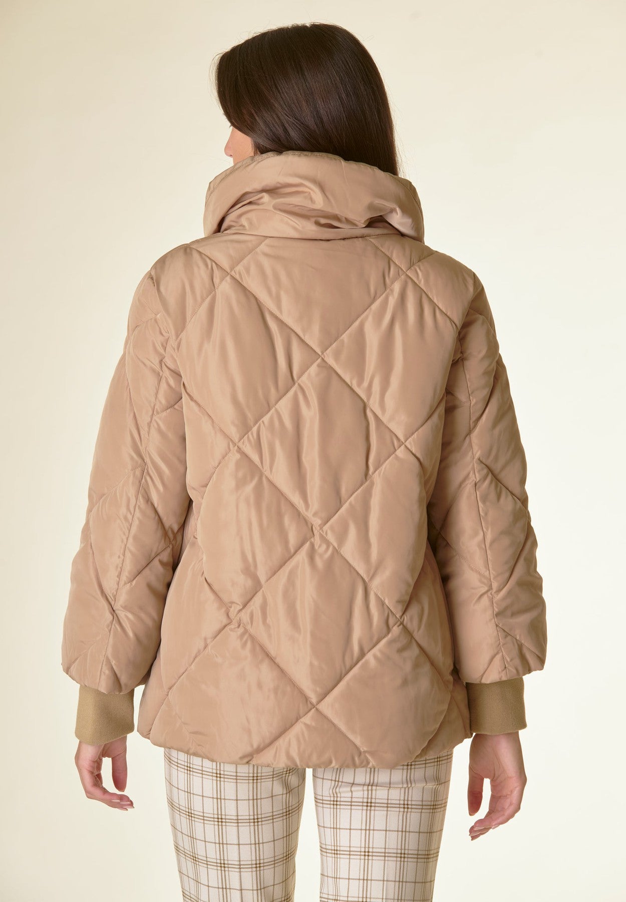 Piumino beige trapuntato-Angelico