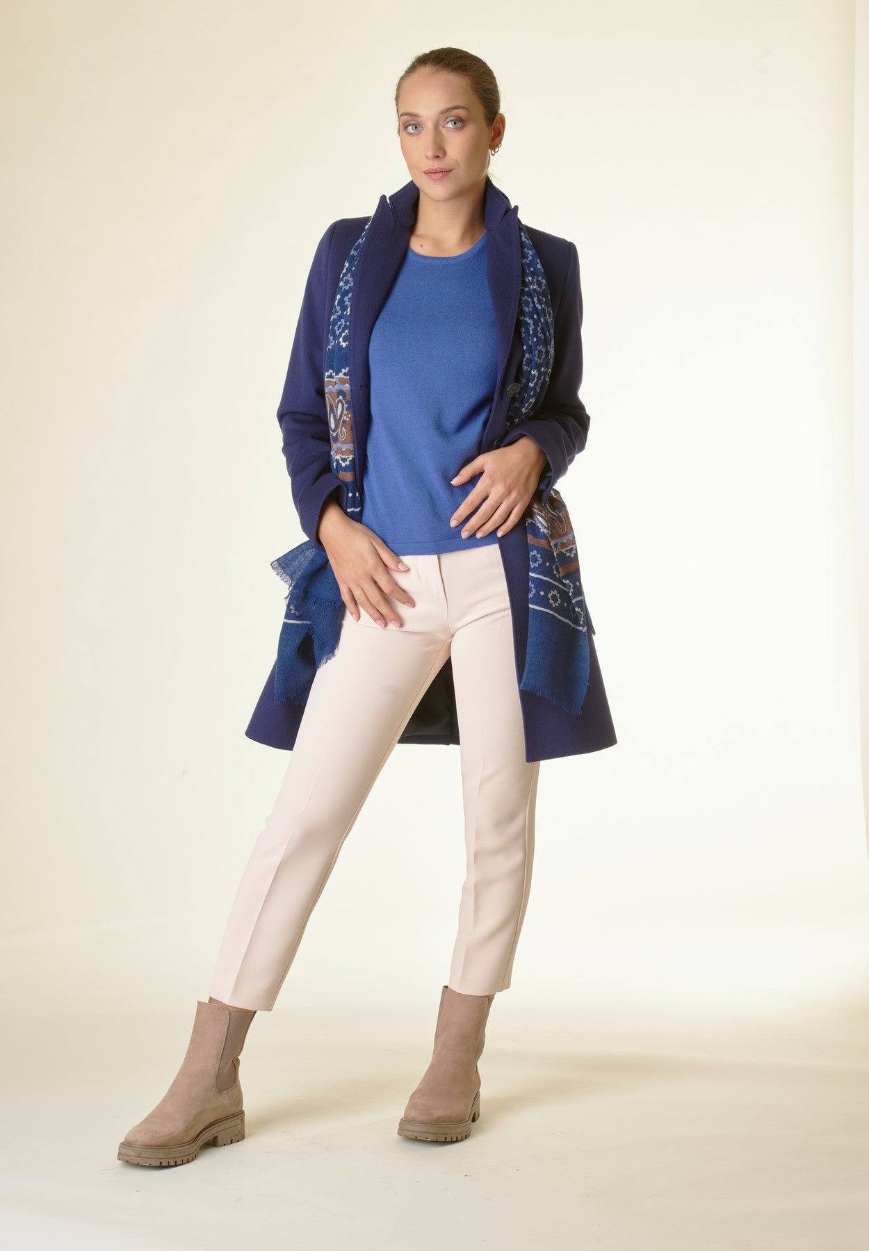 Cappotto blu corto lana cashmere