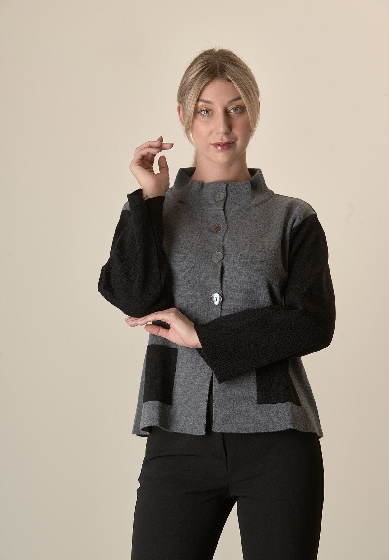Giacca in maglia grigio nero collo coreano-Angelico