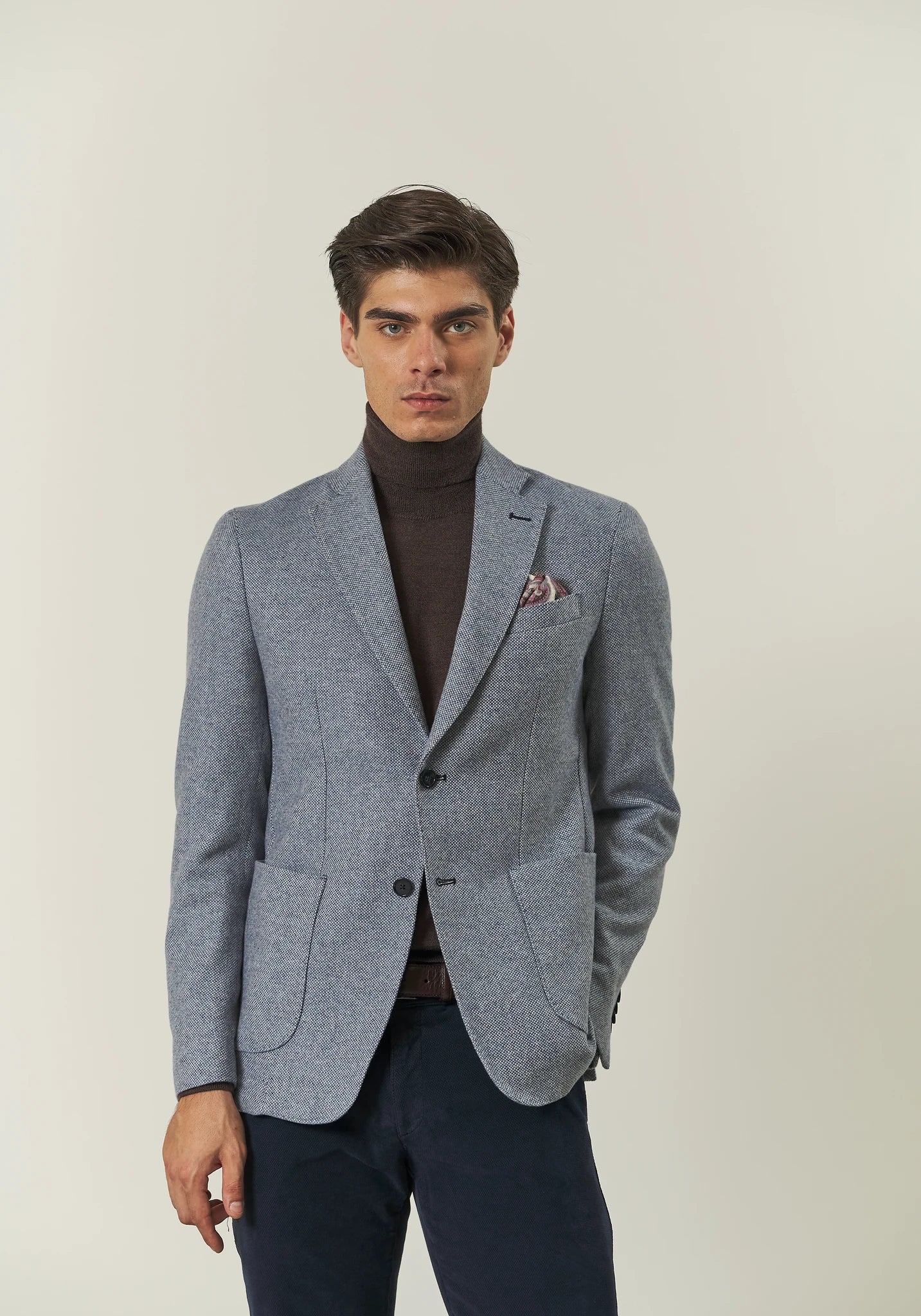 Giacca celeste decostruita sale pepe custom fit