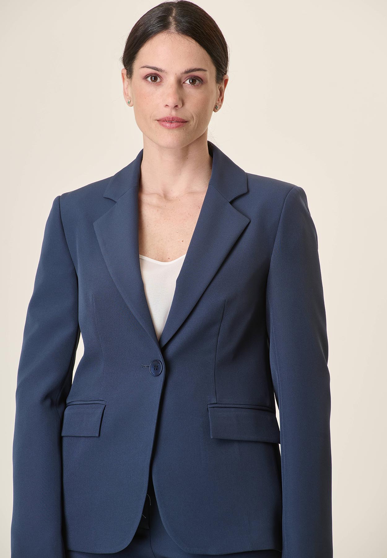 Blaue Jacke mit Pattentaschen und Stretchstoff