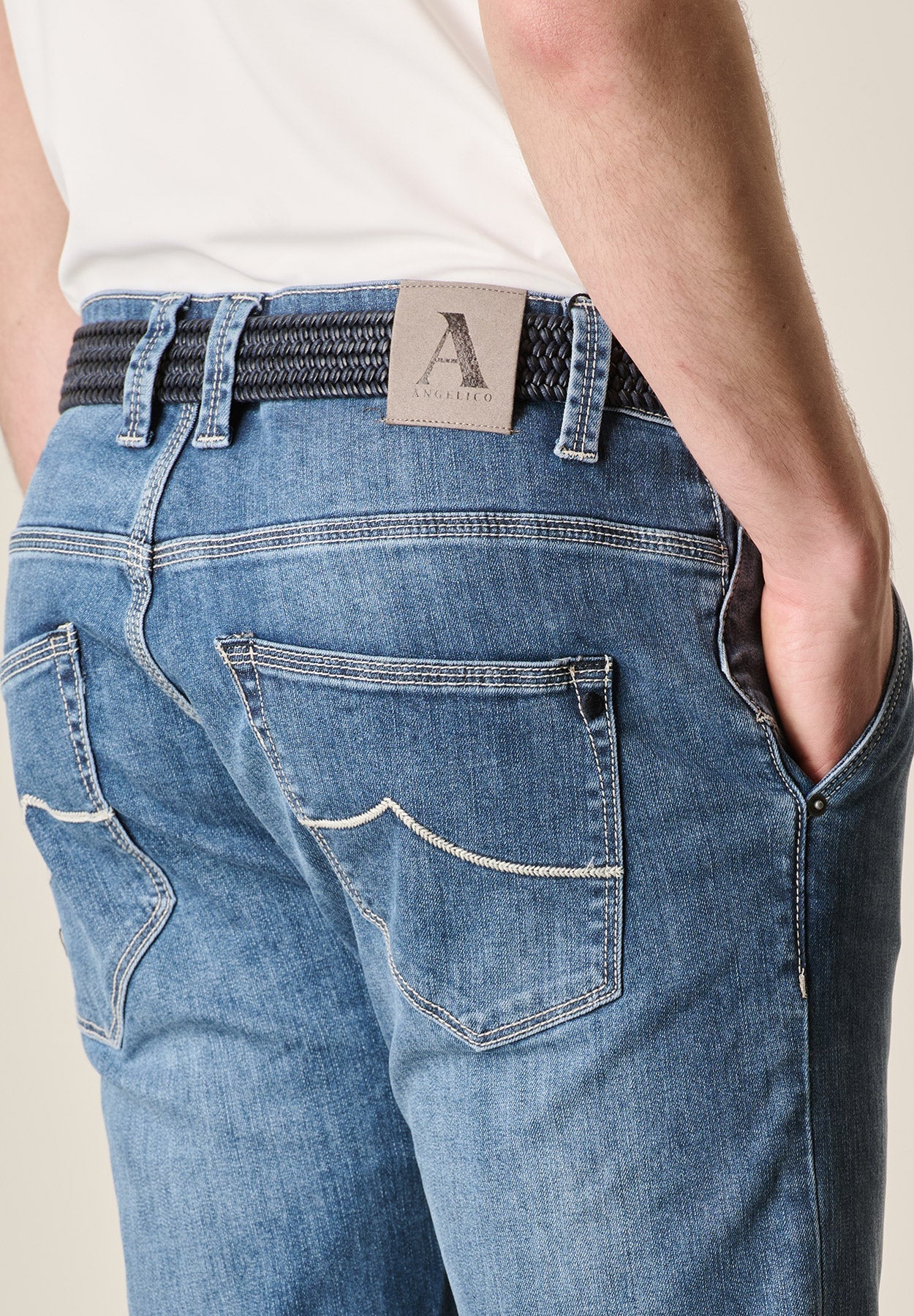 Jeans mit amerikanischen Taschen, Stretch-Baumwolle, individuelle Passform