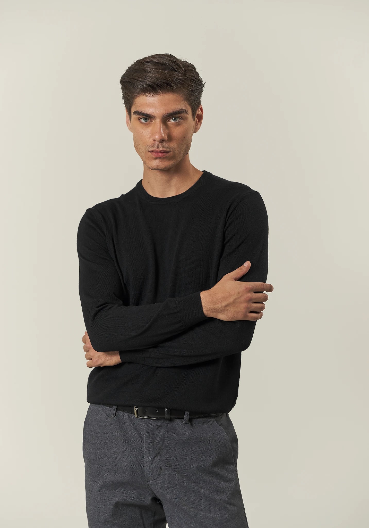 Black merino wool crewneck Lana Gatto Angelico 4