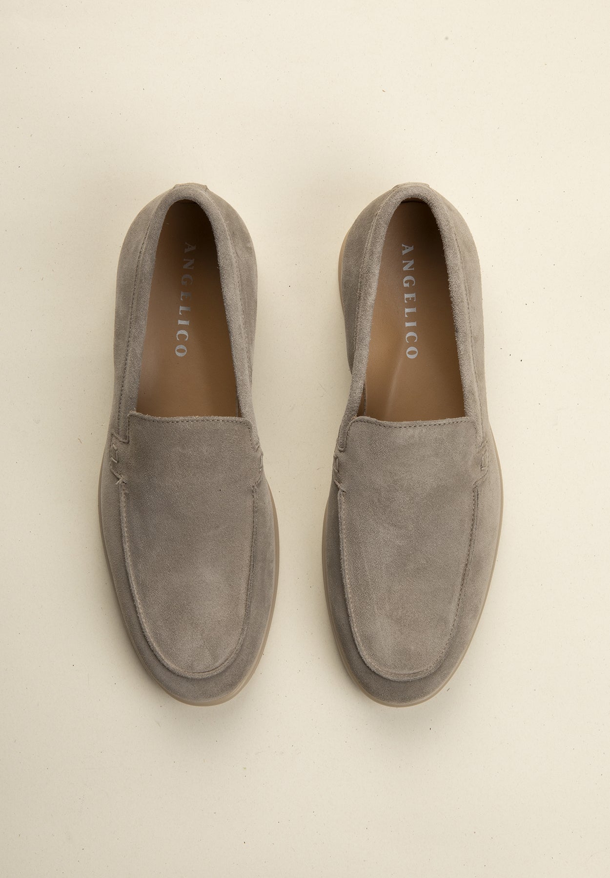 Mocassini beige slip-on pelle scamosciata