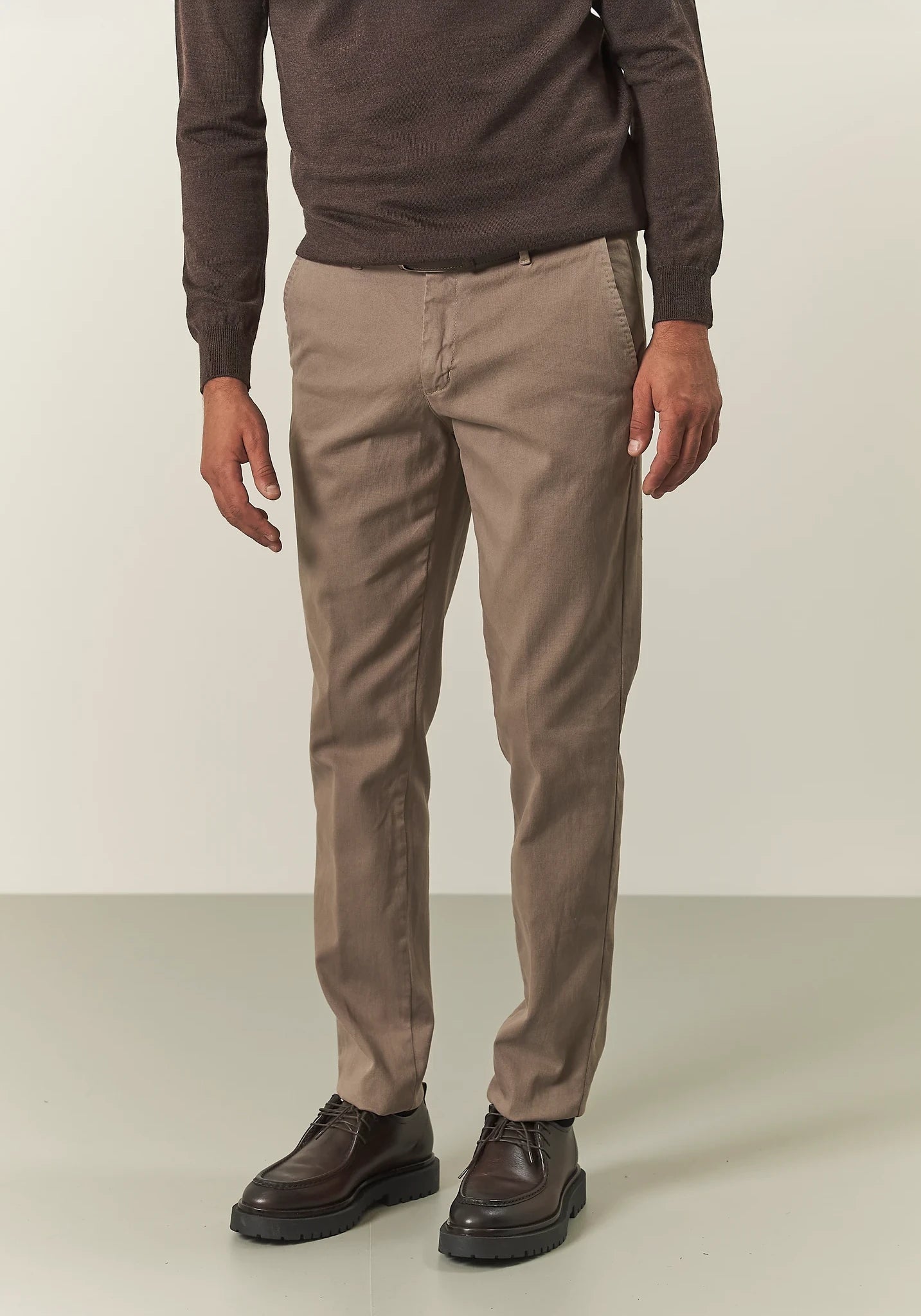 Pantalone corda microstruttura cotone stretch regular fit
