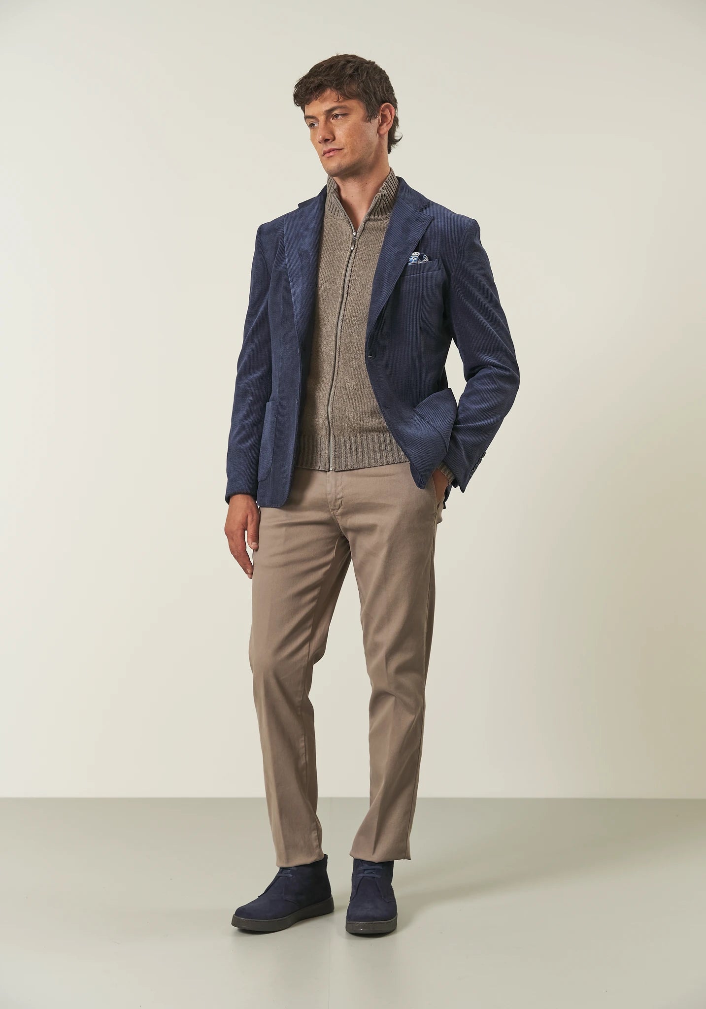 Pantalone corda microstruttura cotone stretch slim fit