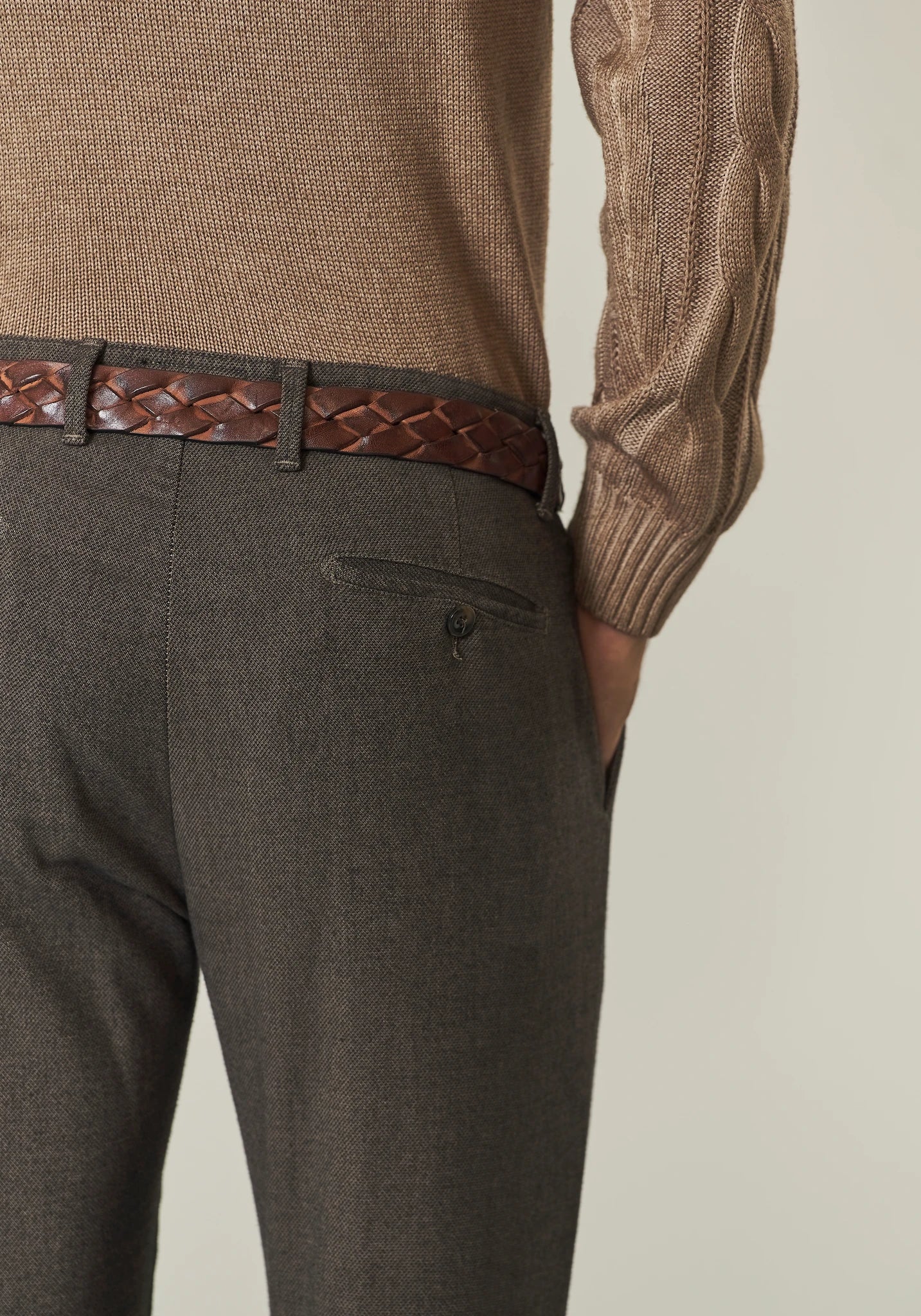Pantalone marrone effetto lana pinces slim fit