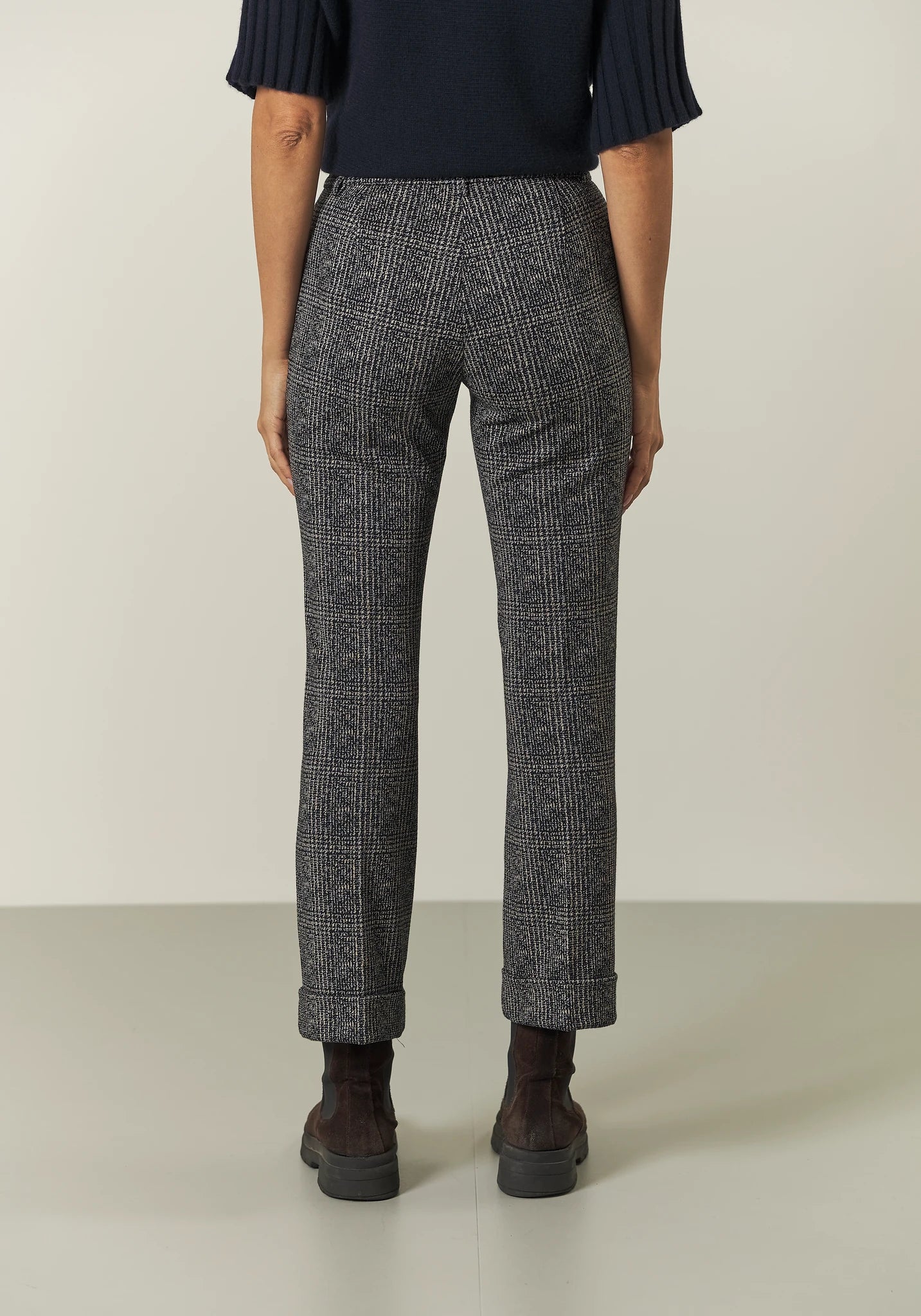 Pantalone blu beige Galles con risvolto tessuto stretch