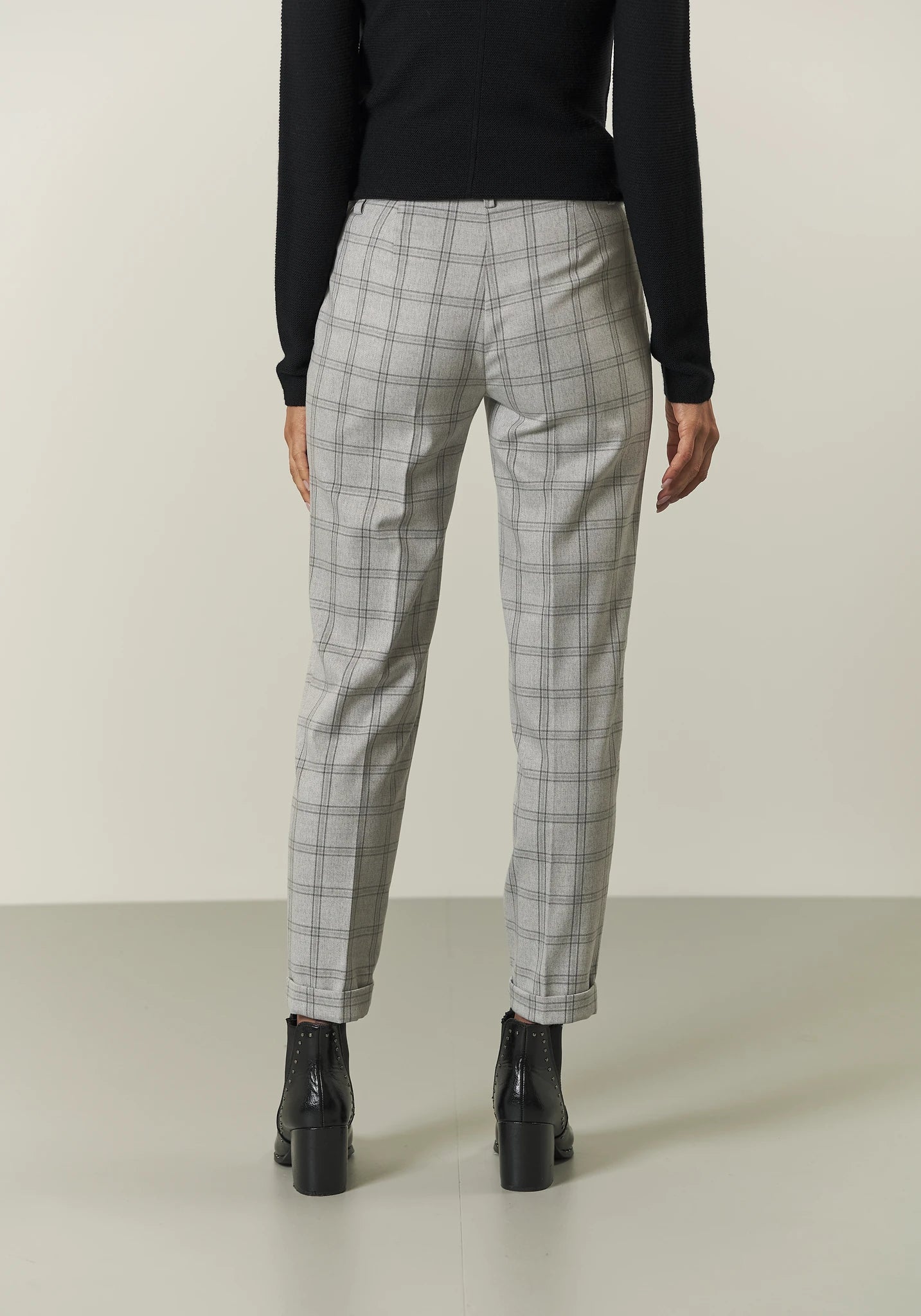 Pantalone grigio chiaro Galles con risvolto