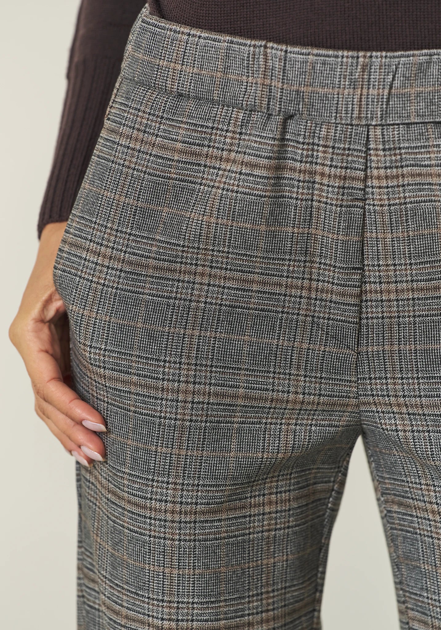 Pantalone grigio beige Galles con risvolto