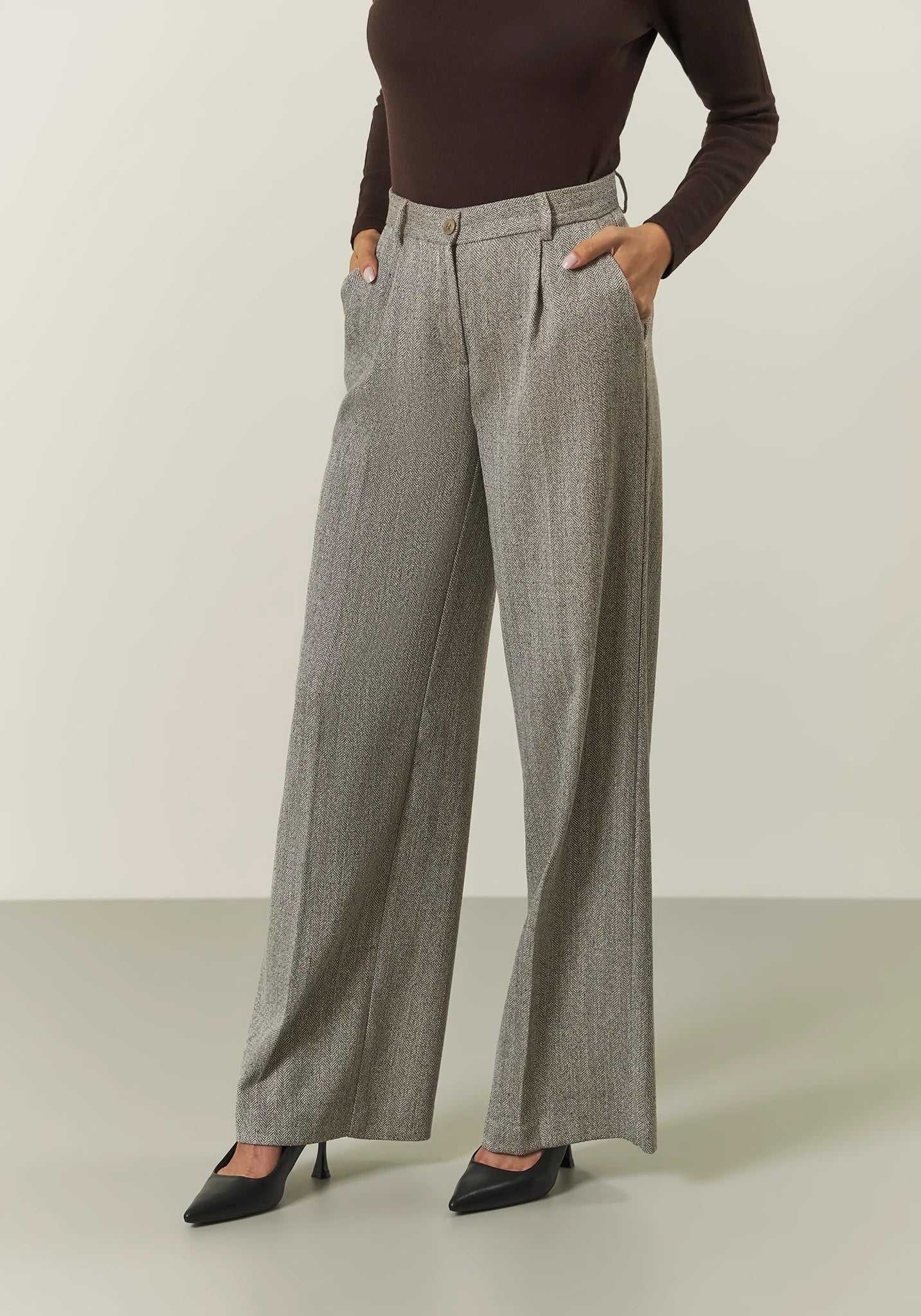 Light grey herringbone palazzo trousers | Angelico