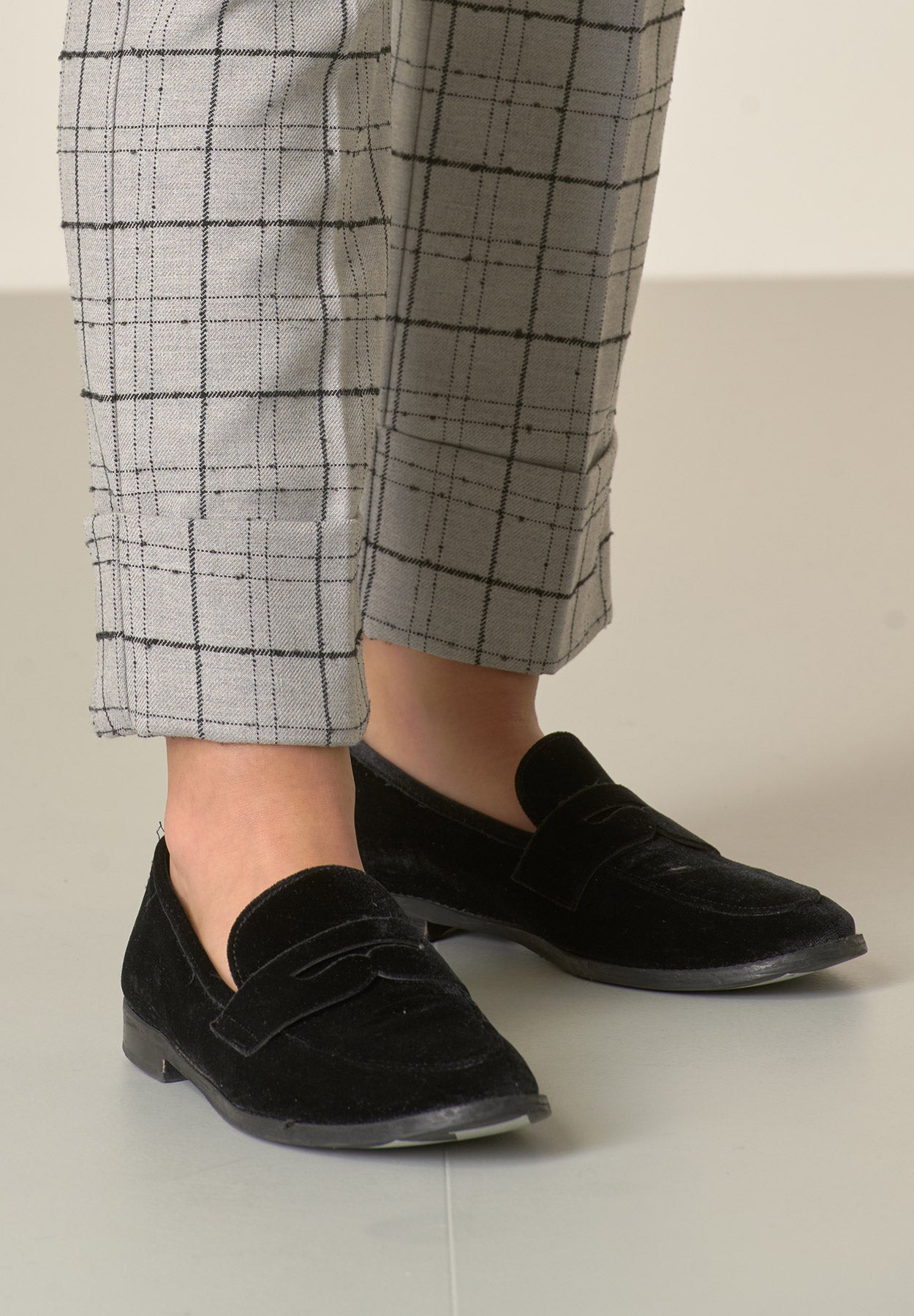 Pantalone grigio chiaro fantasia quadri risvolto-Angelico