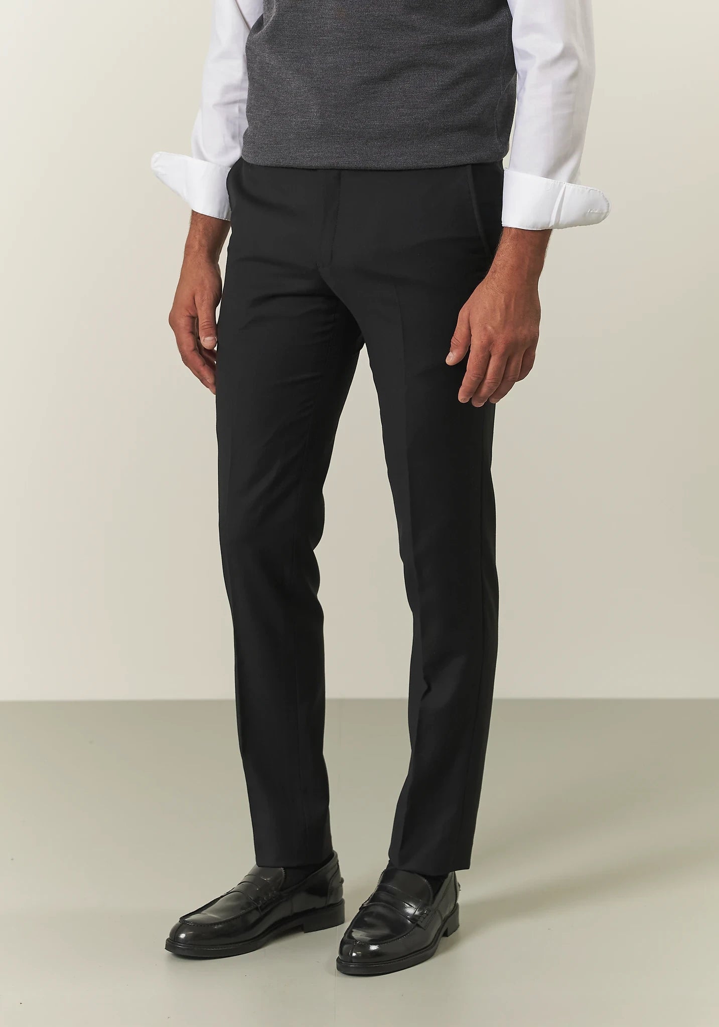 Pantalone nero sallia lana custom fit