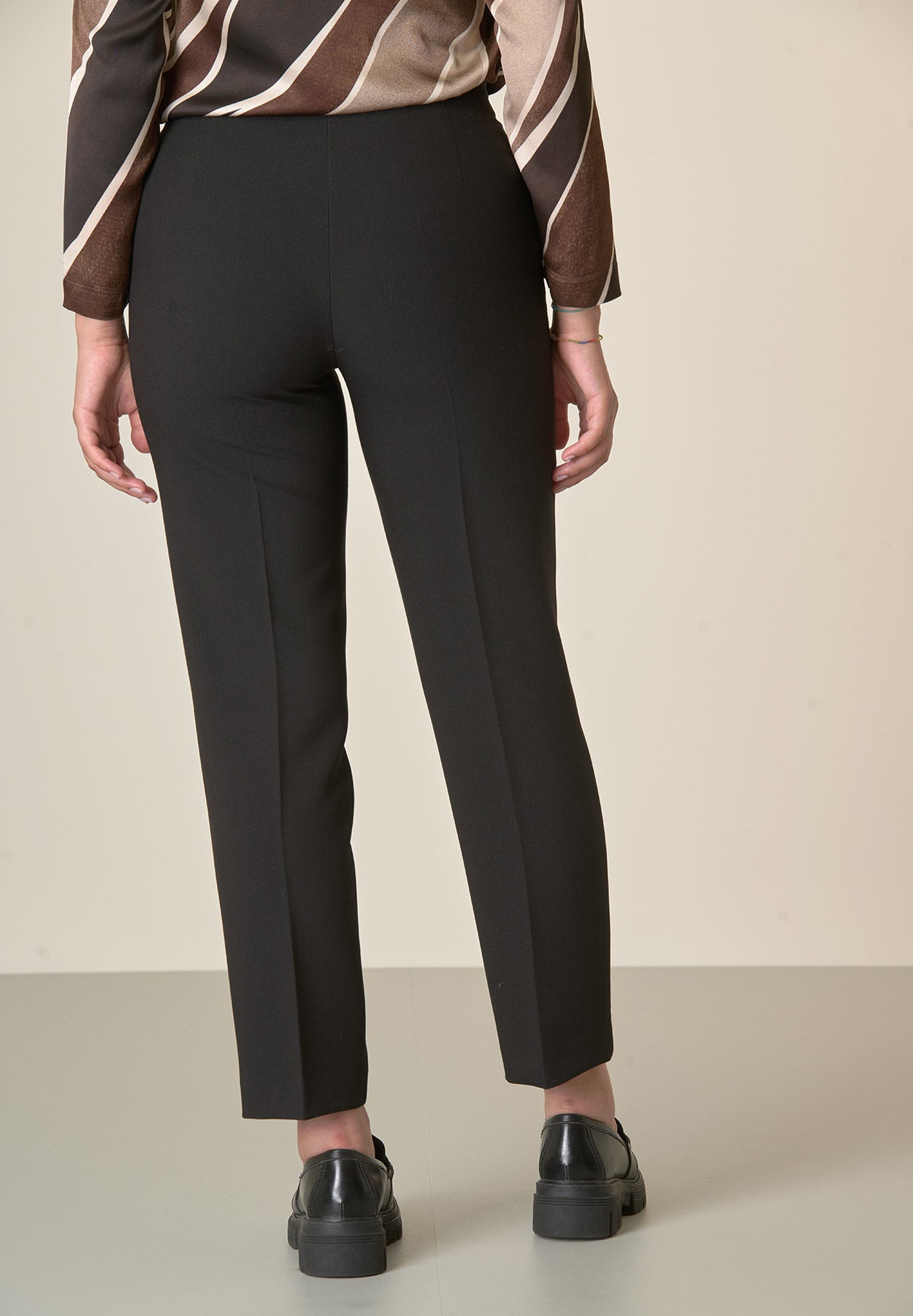 Pantalone nero sigaretta-Angelico