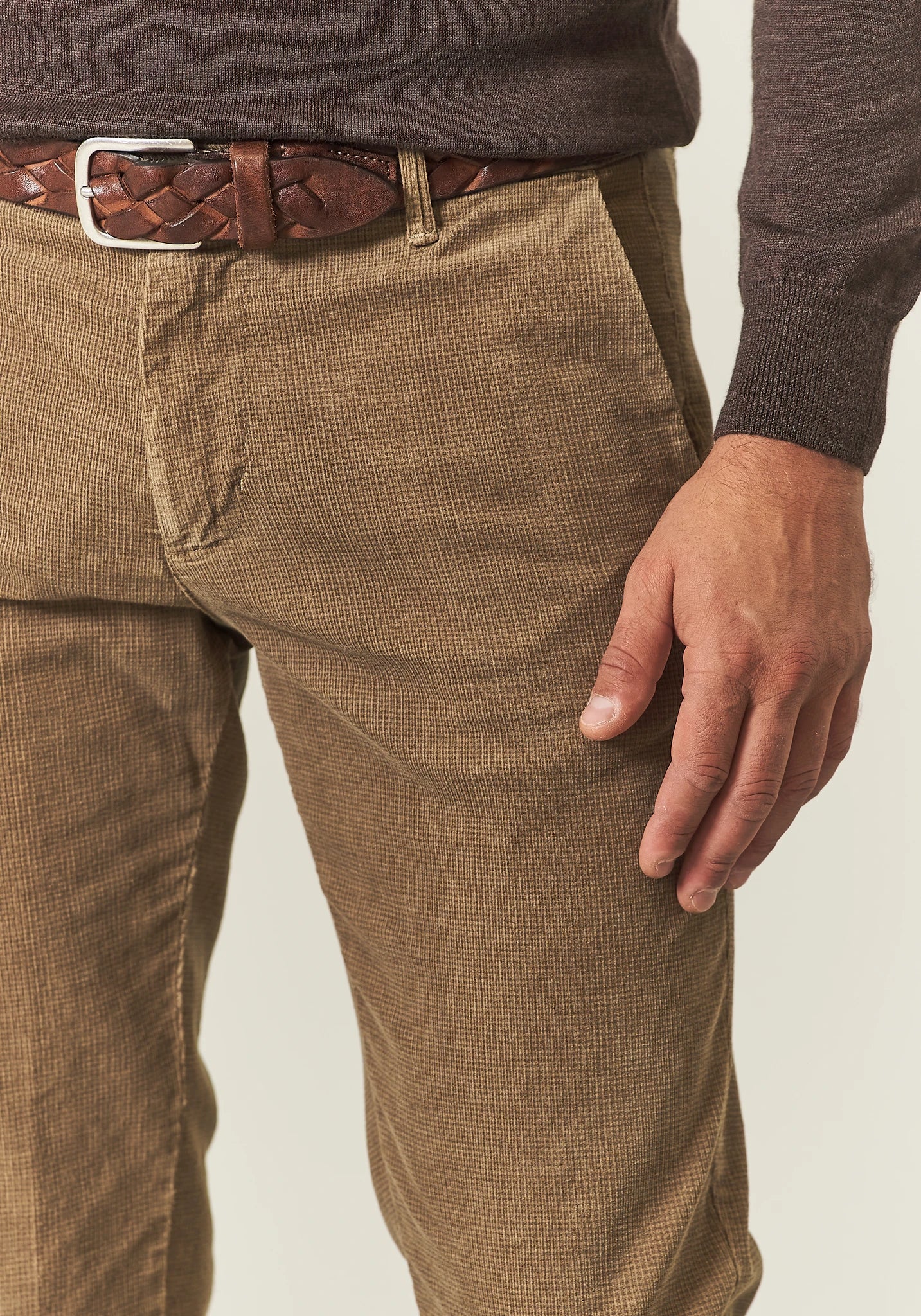 Pantalone cammello fustagno jacquard slim fit