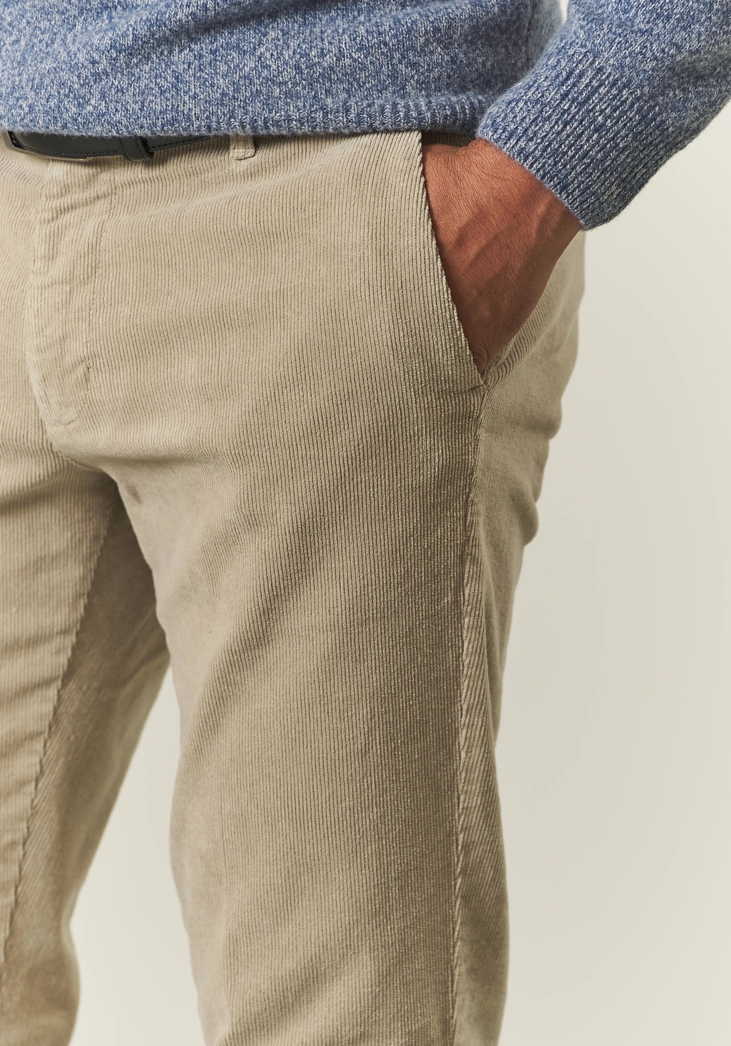 Pantalone beige velluto cotone stretch slim fit