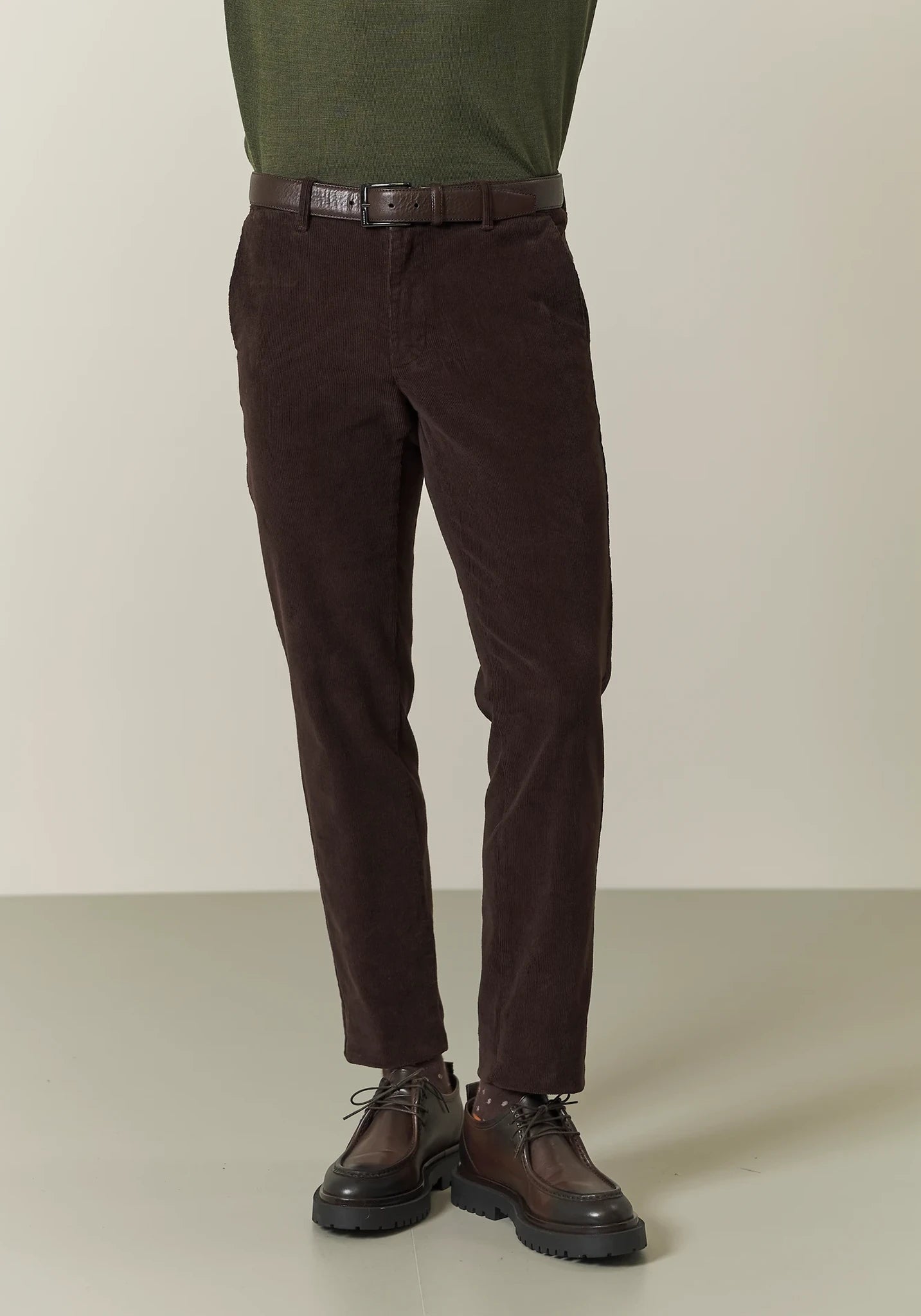 Pantalone marrone velluto cotone stretch slim fit