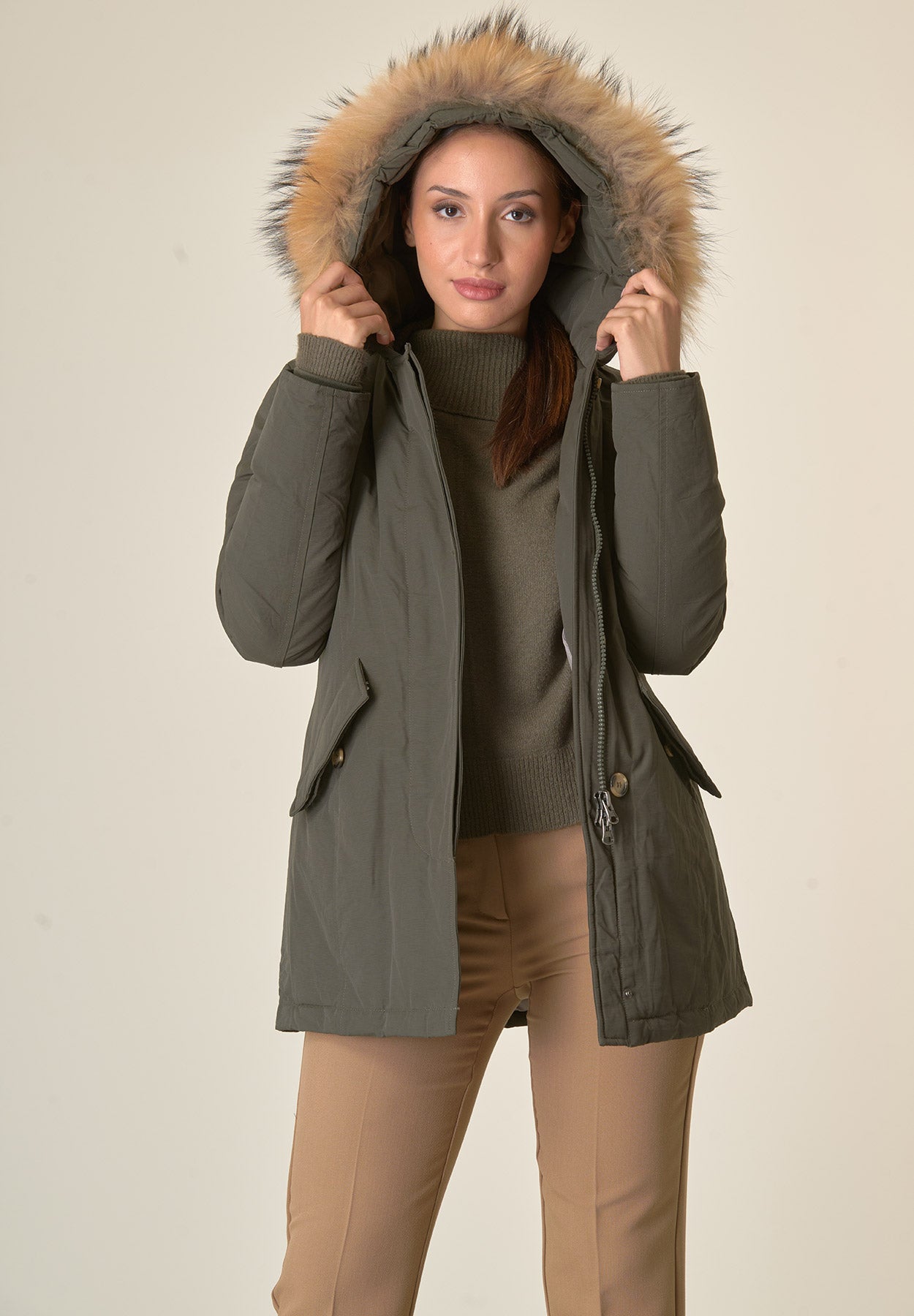 Parka verde con finta pelliccia staccabile-Angelico