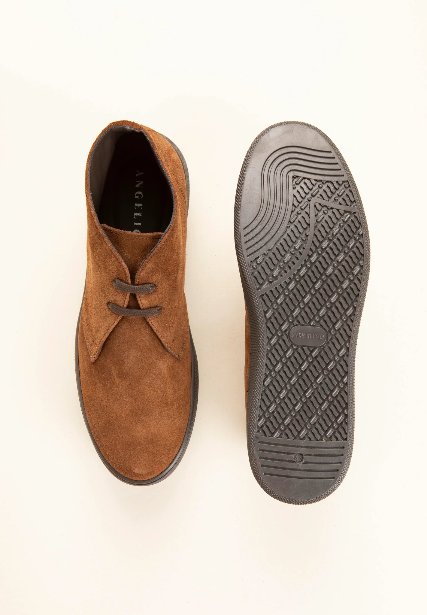 Stiefelette aus gebranntem Wildleder