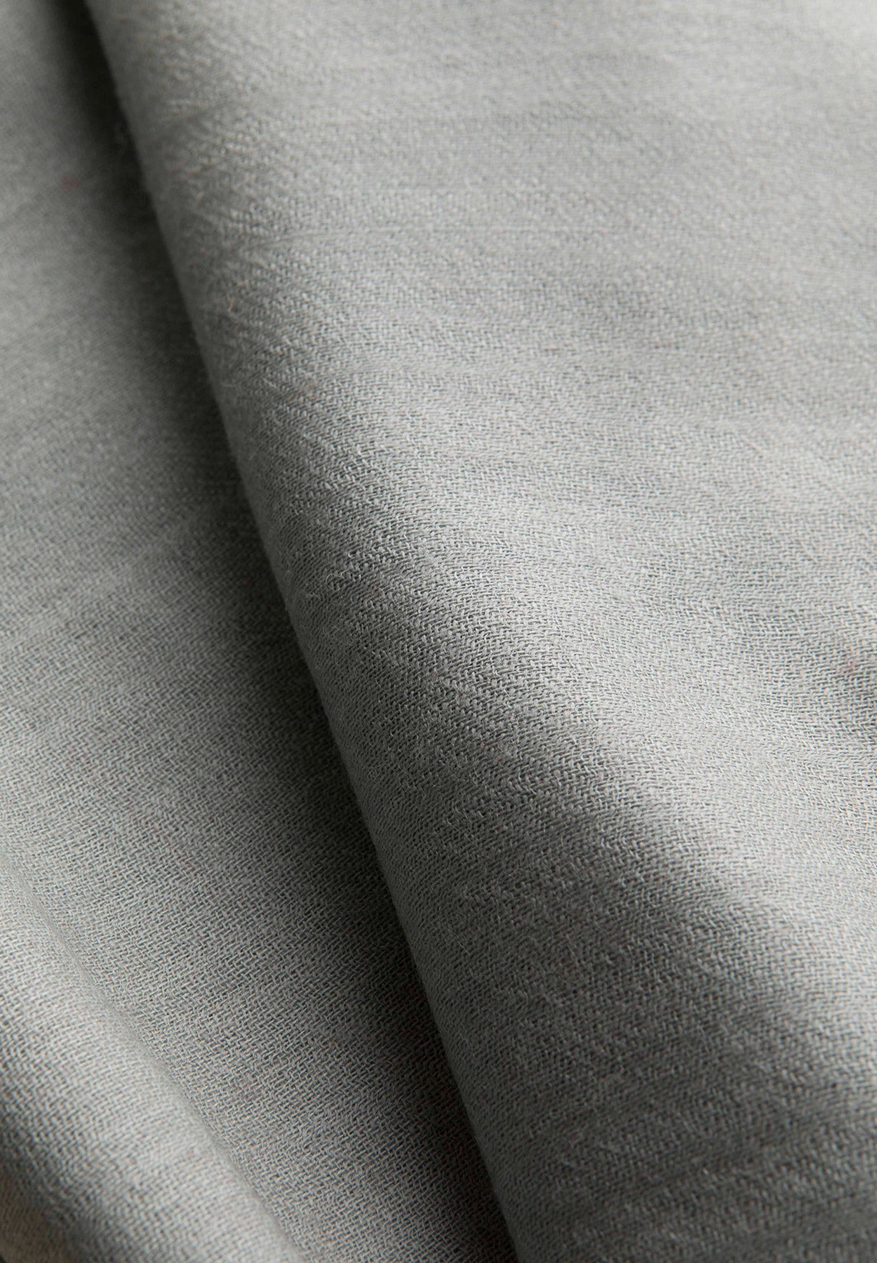 Gray merino wool scarf with fringes Angelico