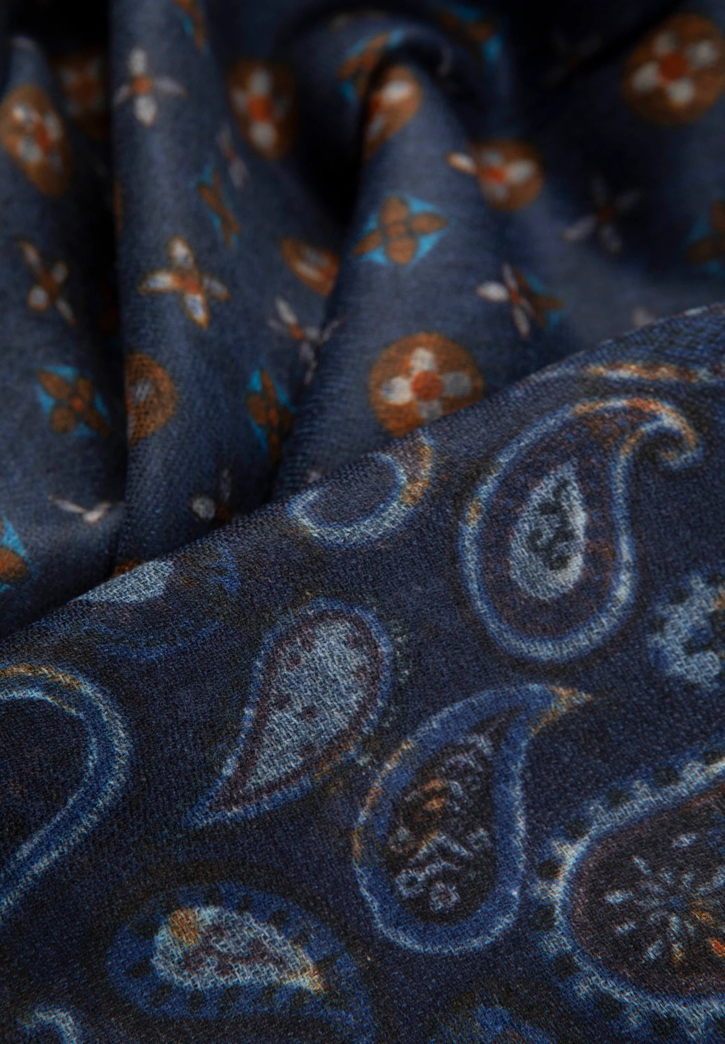 Sciarpa lana blu navy fantasia paisley azzurro rosso
