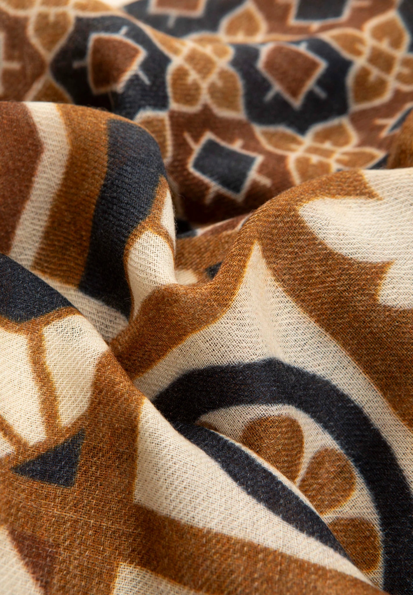 Sciarpa nocciola lana fantasia astratta blu beige