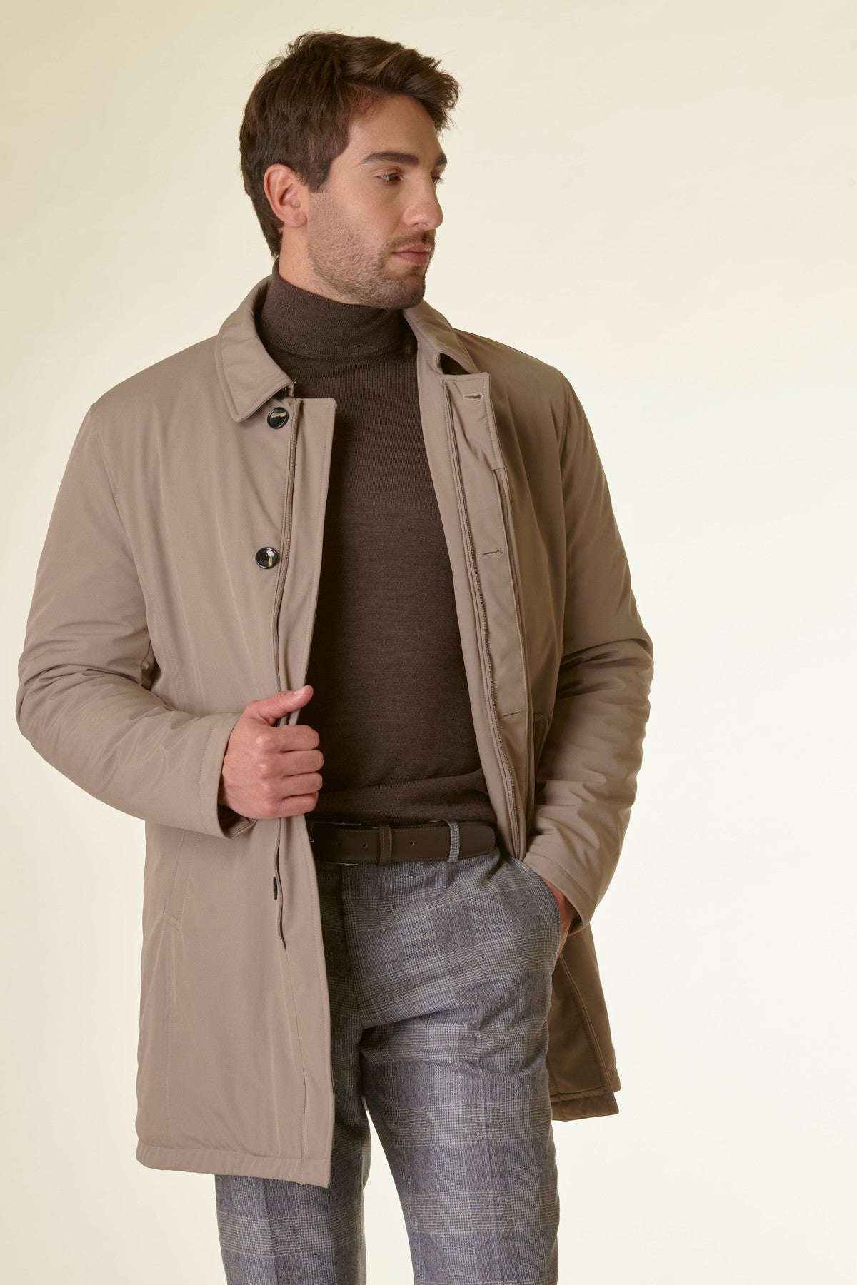 Cappotto beige tecnico imbottito