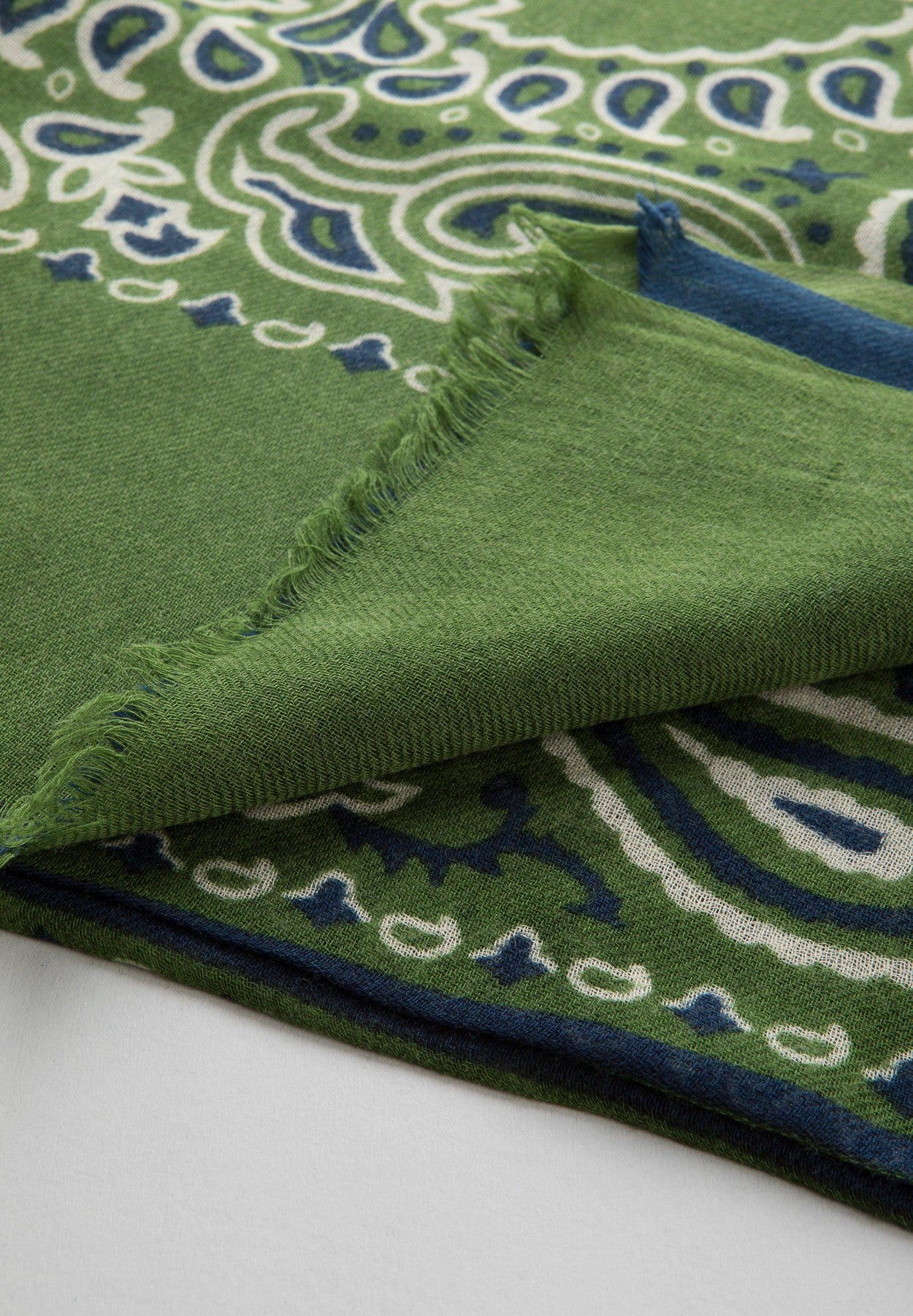 Sciarpa blu verde fantasia