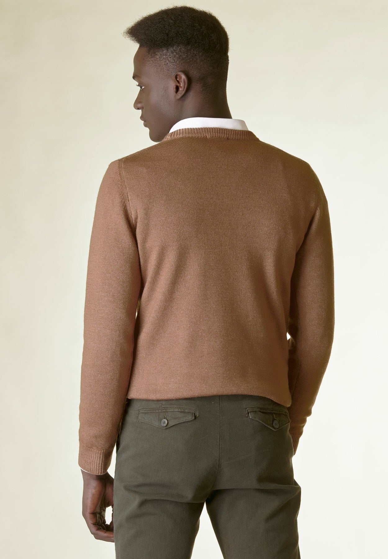 Maglia marrone girocollo armatura lana