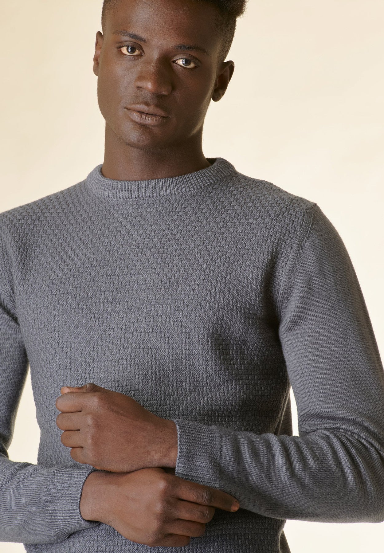 Maglia grigia girocollo armatura lana