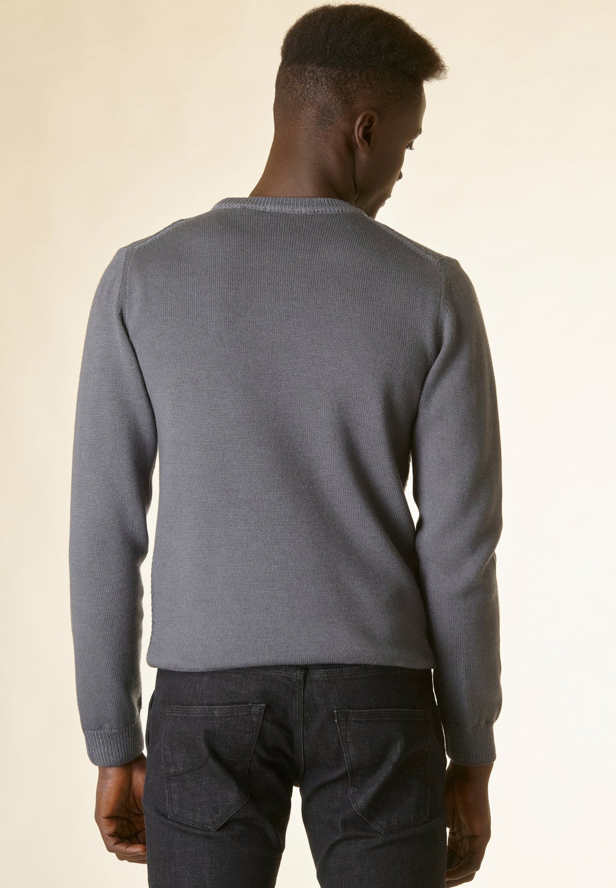 Maglia grigia girocollo armatura lana