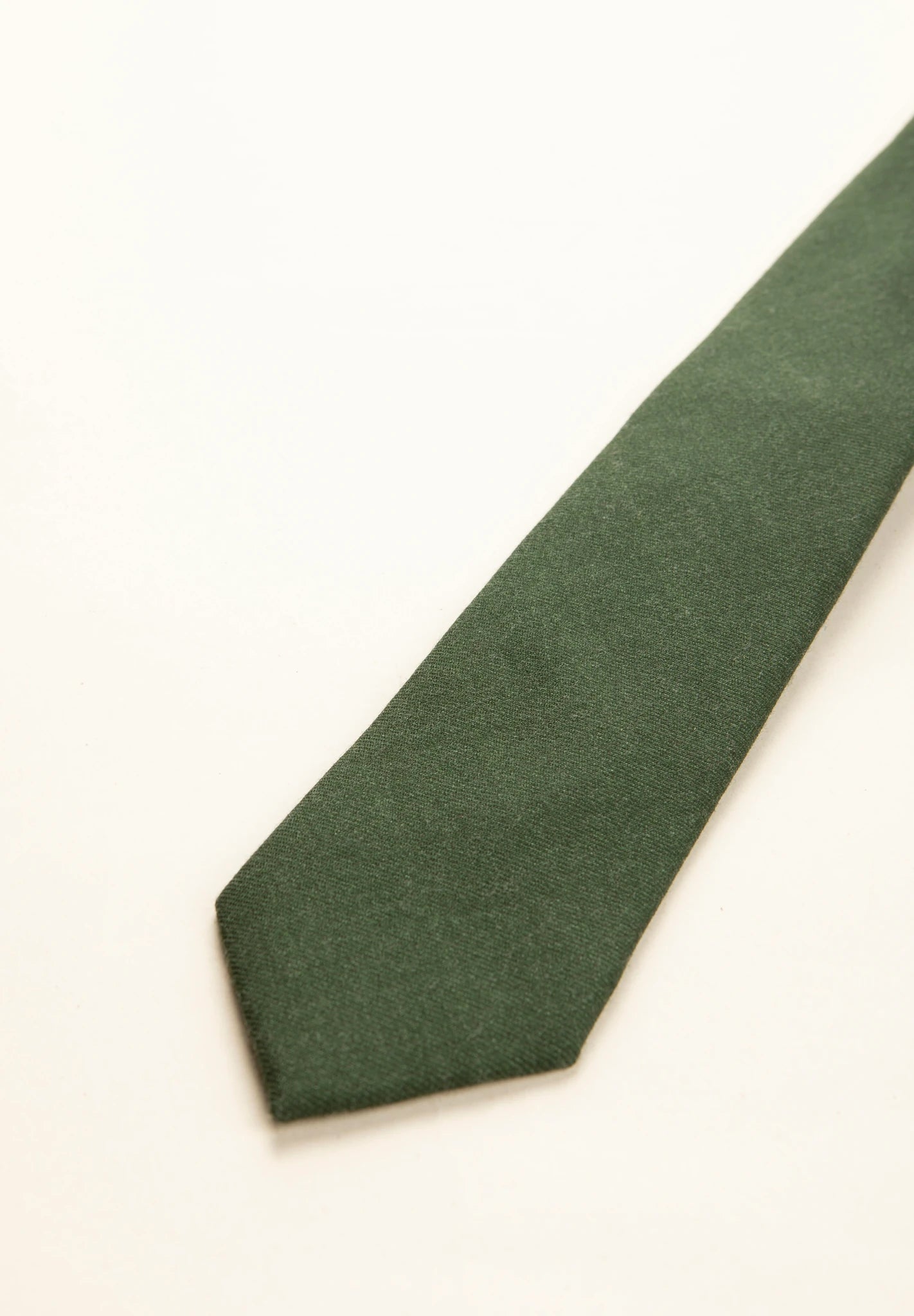 Cravatta lana verde pino unita-Angelico