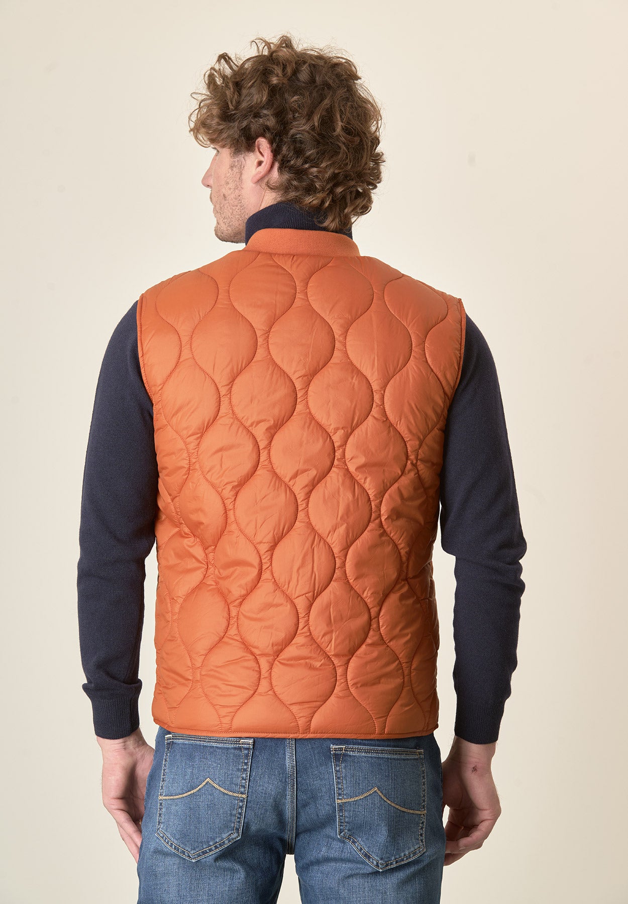 Gilet arancione trapuntato-Angelico
