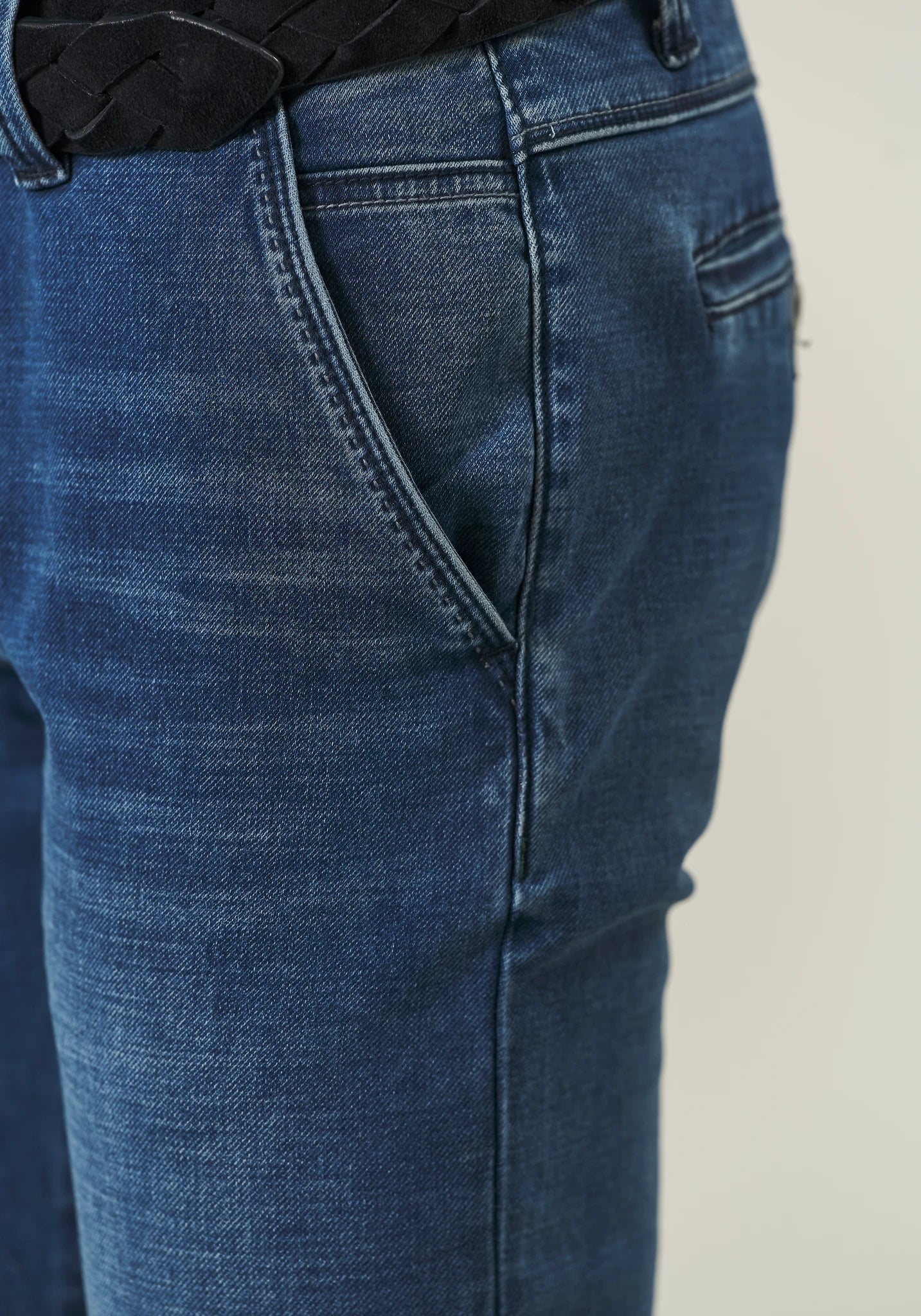 Jeans medio cotone stretch tasche america slim fit