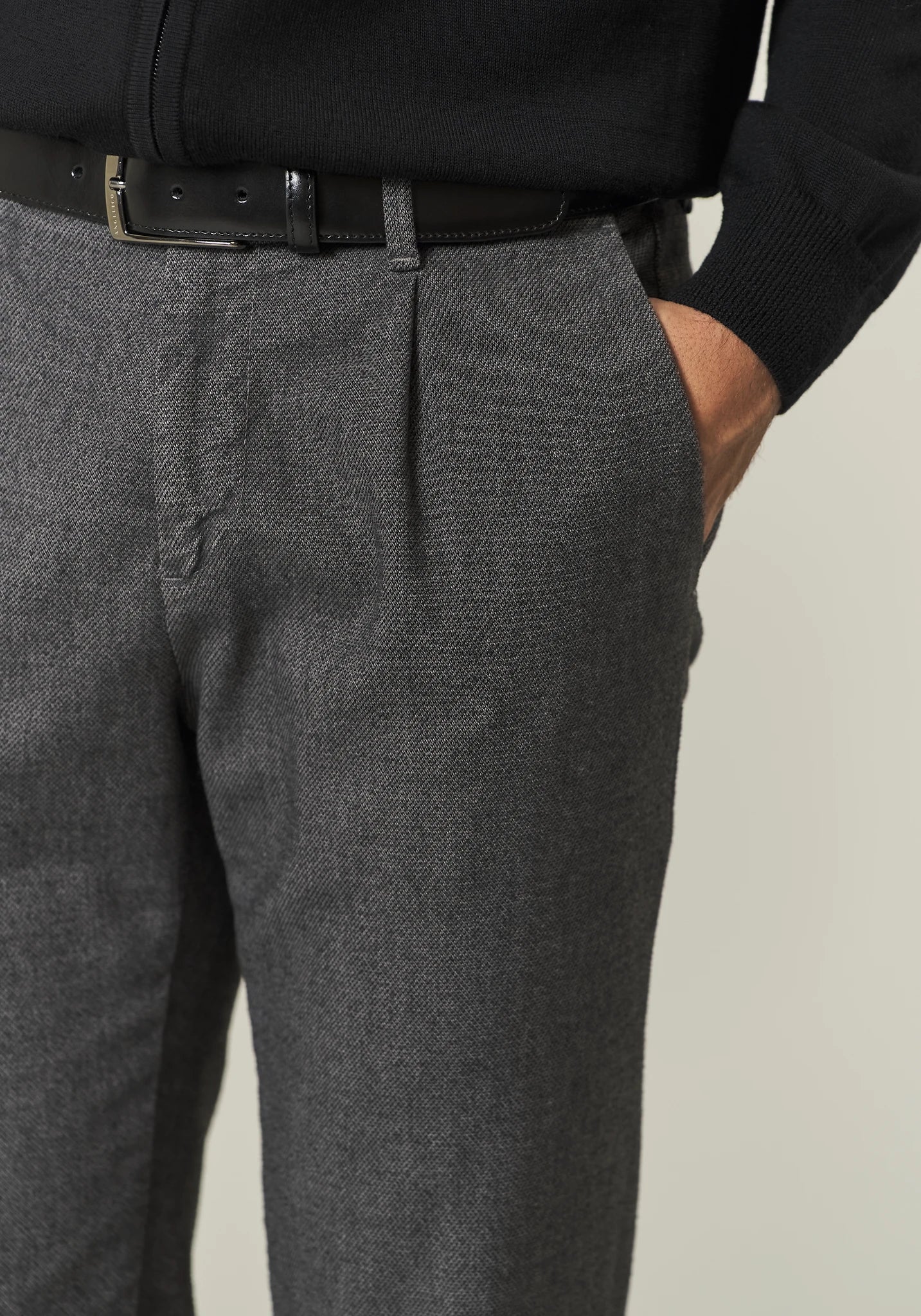 Pantalone grigio effetto lana pinces slim fit