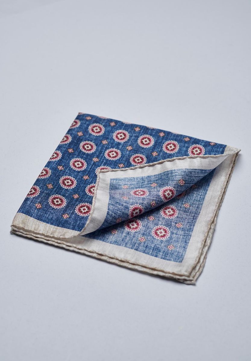 Pochette denim-rossa fantasia medaglioni