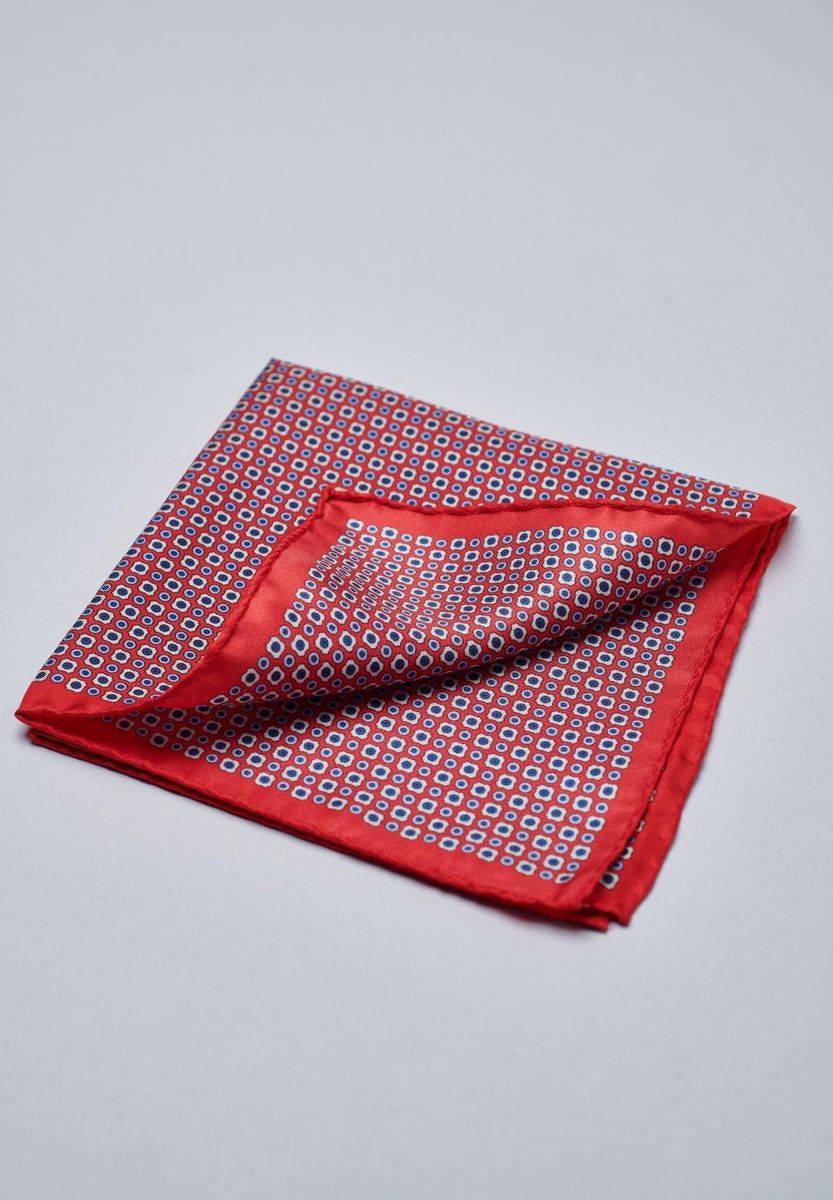 Pochette rossa seta microfantasia blu